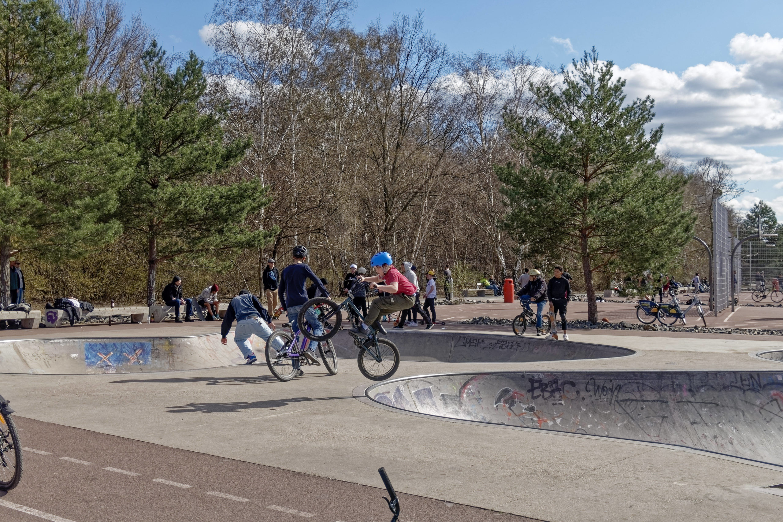 Mit Skateboard, Inlineskates oder BMX ist der Park am Gleisdreieck genau der richtige Ort. Foto: Imago/Jürgen Held