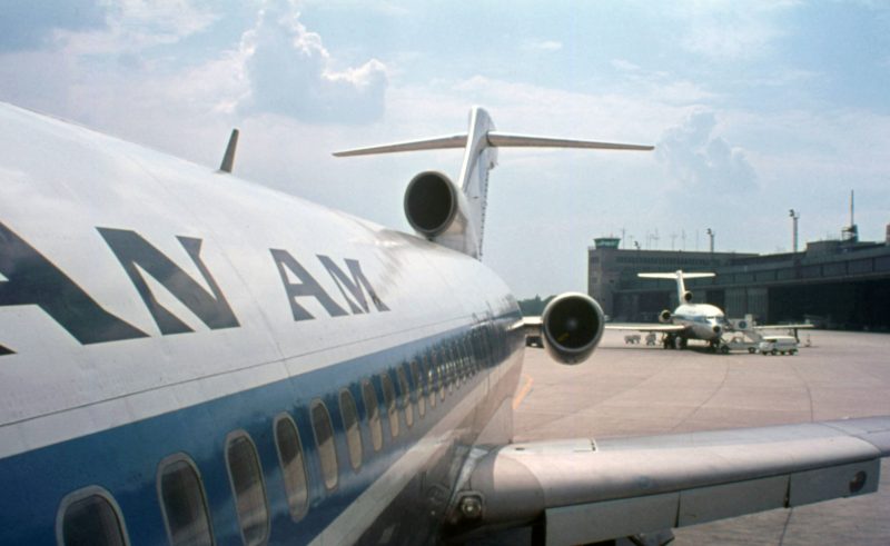 West-Berlin 1970: Eine Maschine der amerikanischen Airline Pan Am am Flughafen Tempelhof.