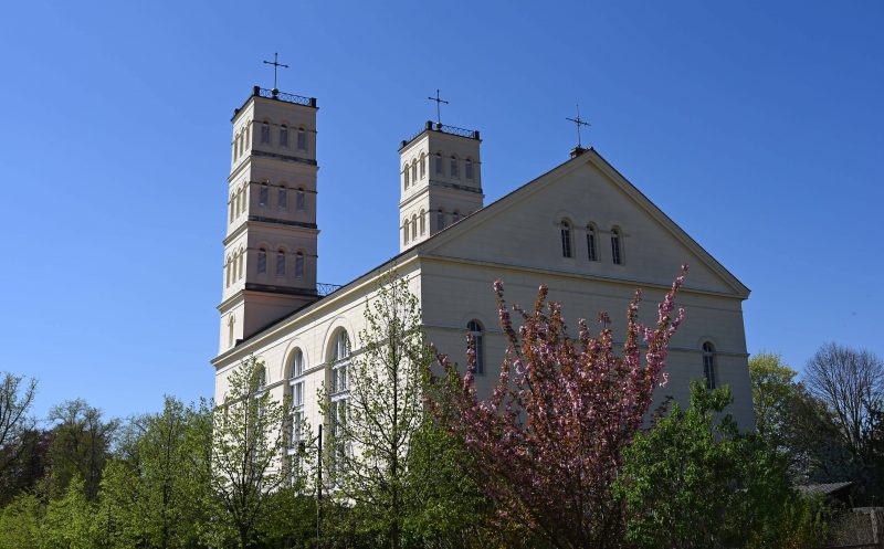 Schinkelkirche in Straupitz. 