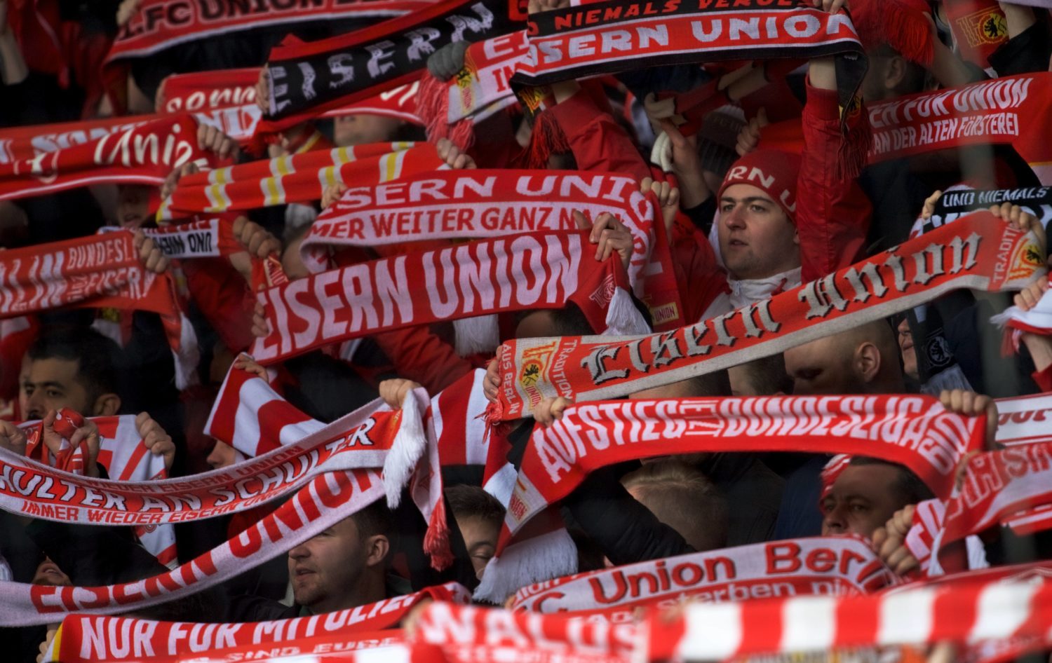 Feindbilder in Berlin: 1. FC Union-Fans im Stadion an der Alten Försterei. 