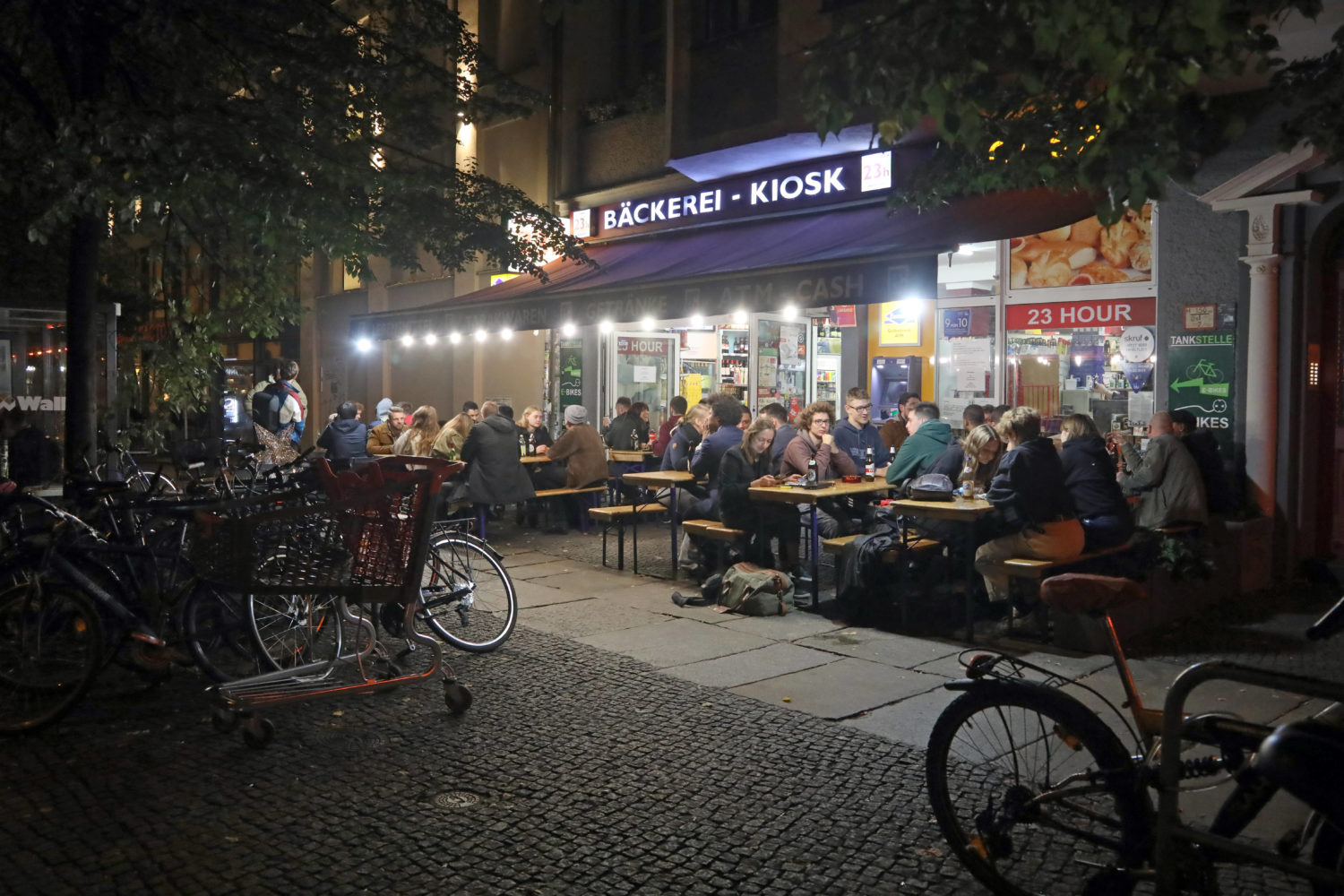Zugezogene Berlin: Picheln am Späti – was gibt es Schöneres?