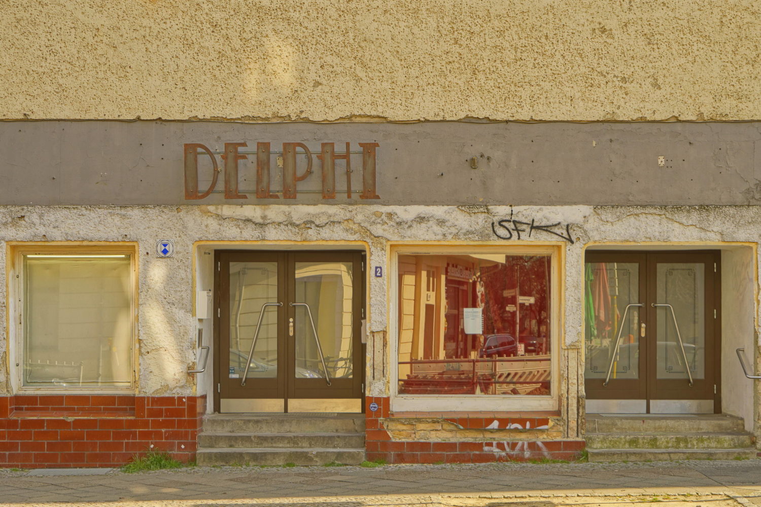 Das Theater im Delphi ist eine Institution, in die nach Jahren des Stillstands endlich wieder leben eingekehrt ist. Foto: Imago/POP-EYE