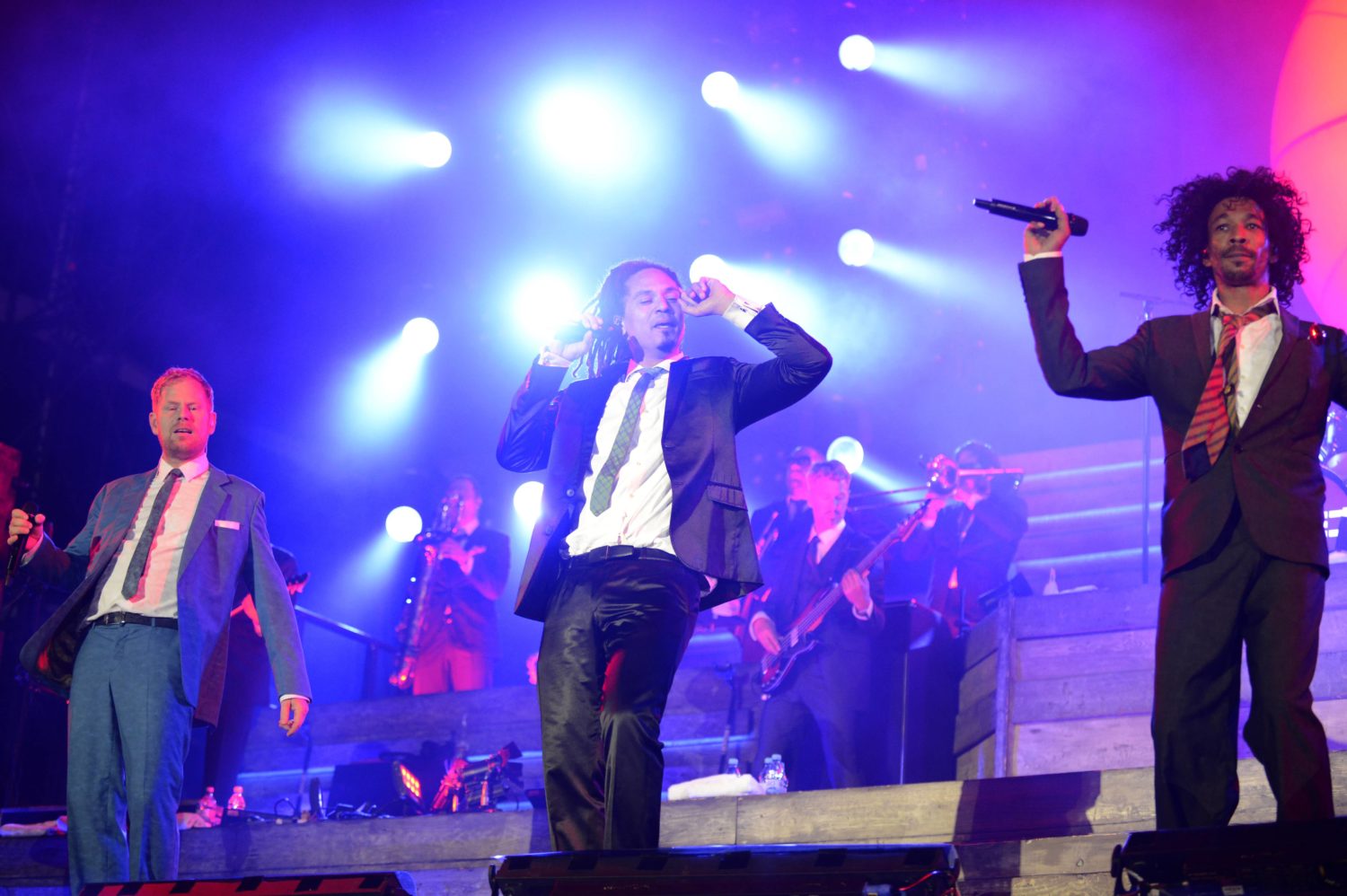 Berliner Bands: Seeed live auf dem Lollapalooza-Festival auf dem Gelände des ehemaligen Flughafens Tempelhof, 2015. 