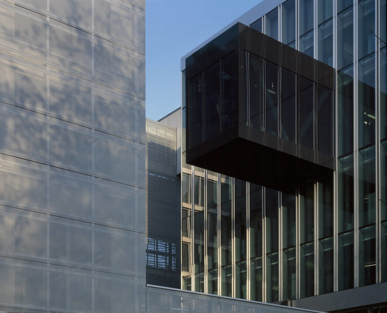 Stararchitekten in Berlin: Der Entwurf der neuen Botschaft der Niederlande in Berlin stammen von Rem Koolhaas. Foto: Image/Nicholas Kane