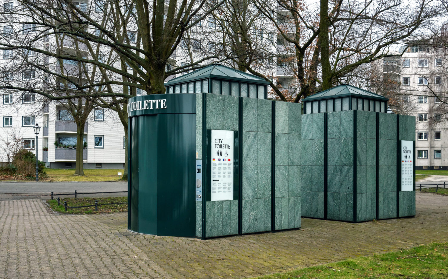 City Toiletten in Britz. Foto: Imago/Eibner