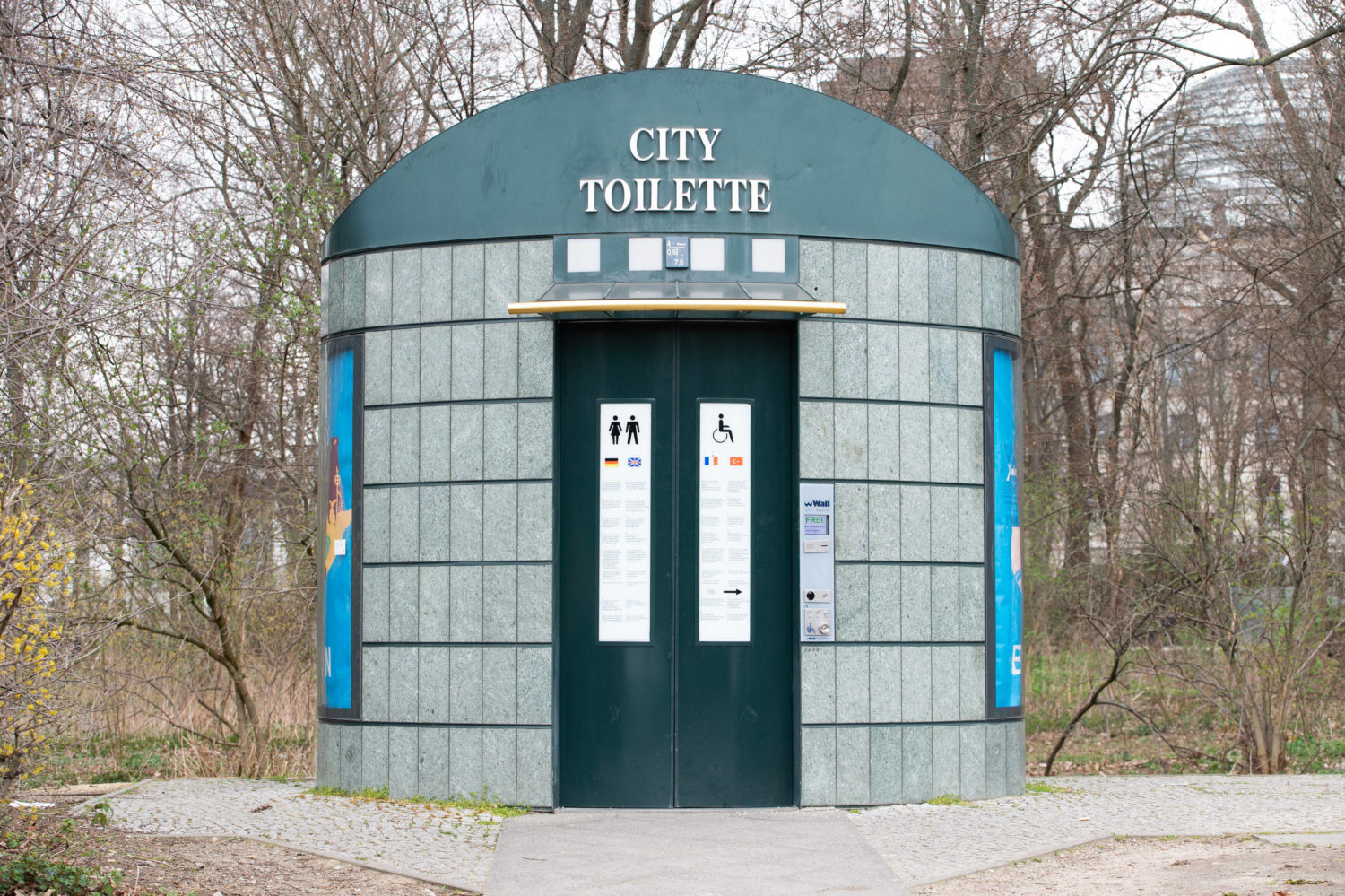 Öffentliche Toiletten: City Toilette in Berlin. Foto: Imago/Uwe Koch/Eibner-Pressefoto