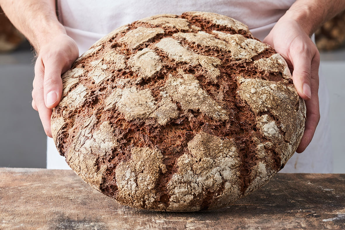 Bäckereien in Berlin Bei Gragger überzeugen das kräftige Brot, die leckeren belegten Leberwurststullen und die köstlichen Buchteln und Schnecken.