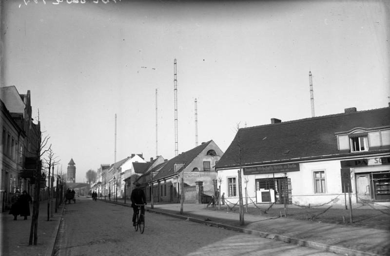Königs Wusterhausen mit den Funktürmen, Anfang der 1920er-Jahre. Foto: Bundesarchiv, Bild 102-00863A/CC-BY-SA 3.0