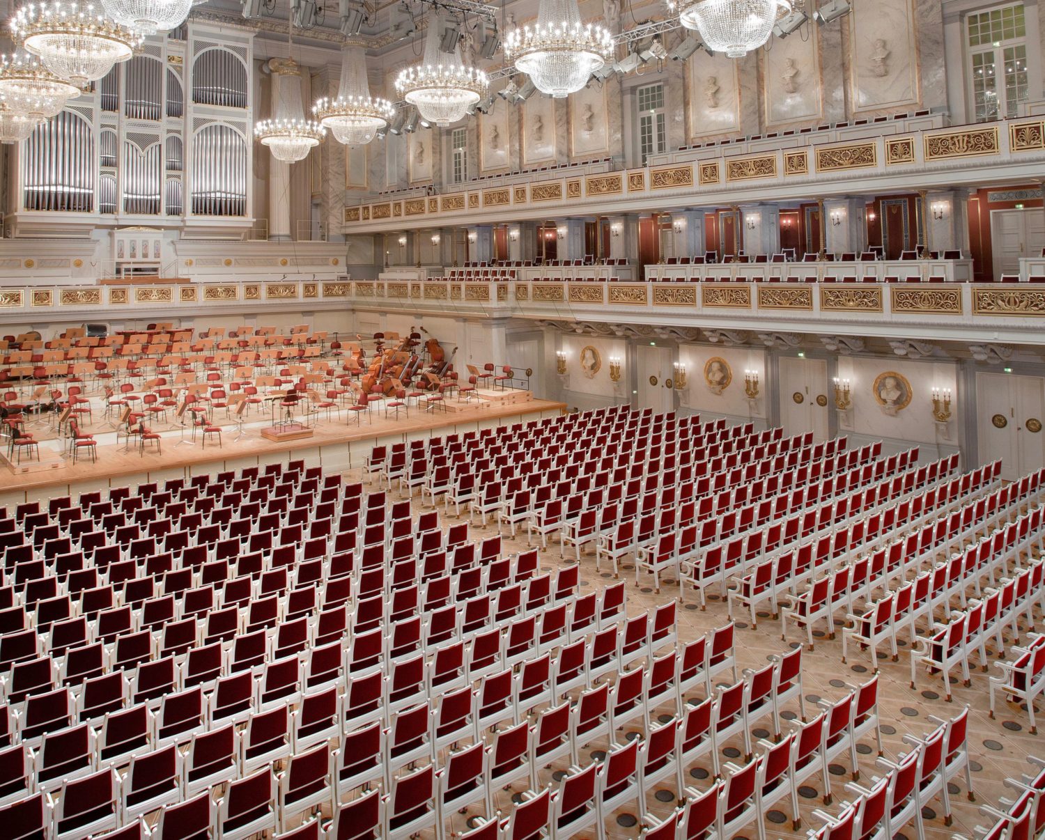 Noch sind die Reihen im Konzerthaus am Gendarmenmarkt leer – aber im Frühling wird das Konzerthaus seine Bühne der gebeutelten Freien Szene zur Verfügung stellen. Foto: Sebastian Runge