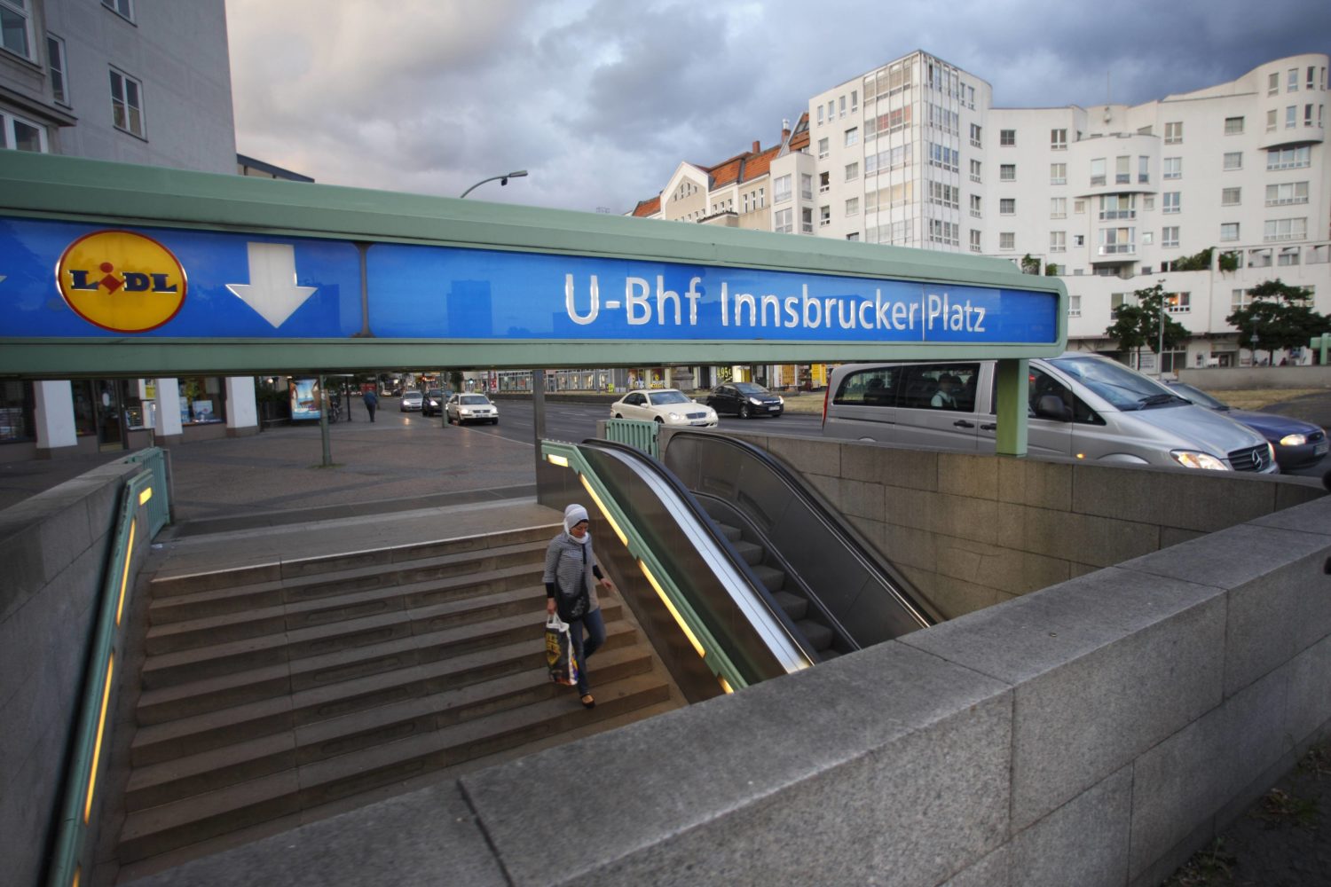 Unten am Innsbrucker Platz wünschen wir uns ein Schnelltest-Zentrum. Foto: Imago Images/Gerhard Leber 
