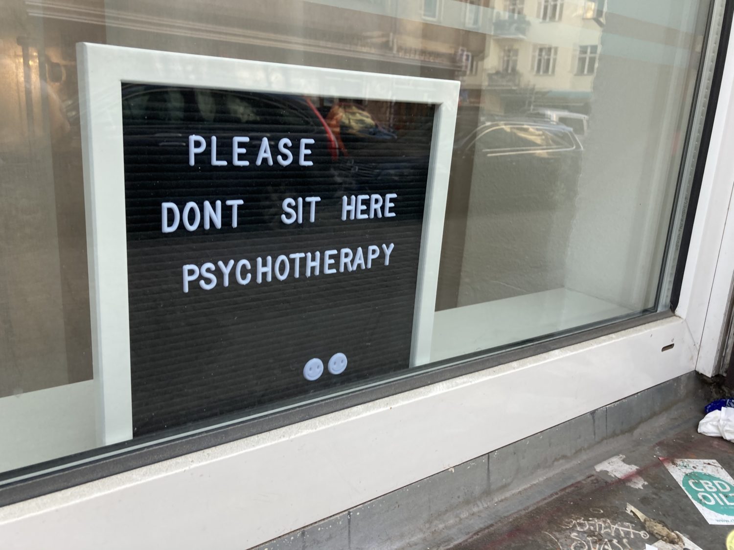 Psychotherapy während einer psychogeografischen Erkundung der Stadt. Foto: Jacek Slaski