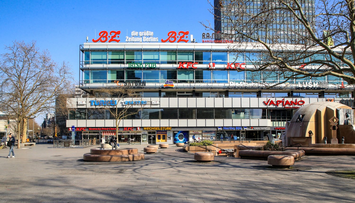 Shoppingcenter Einkaufszentrum Das Europa-Center befindet sich in unmittelbarer Nähe zur Kaiser-Wilhelm-Gedächtnis-Kirche und der Shoppingmeile Ku'damm. Foto: Imago/Andreas Gora