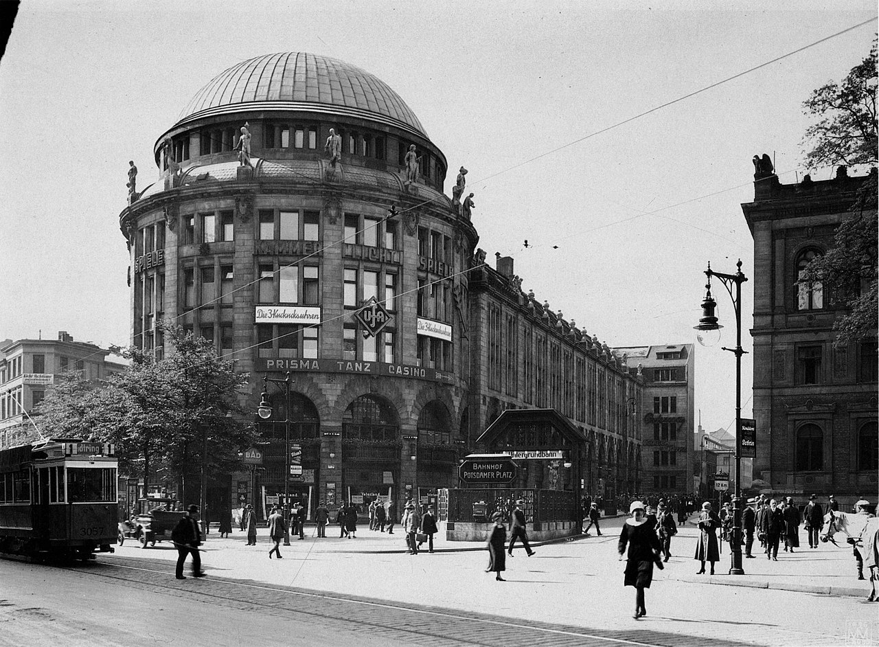 "Haus Vaterland" Potsdamer Platz, 1926. Foto: Max Missmann/Gemeinfrei