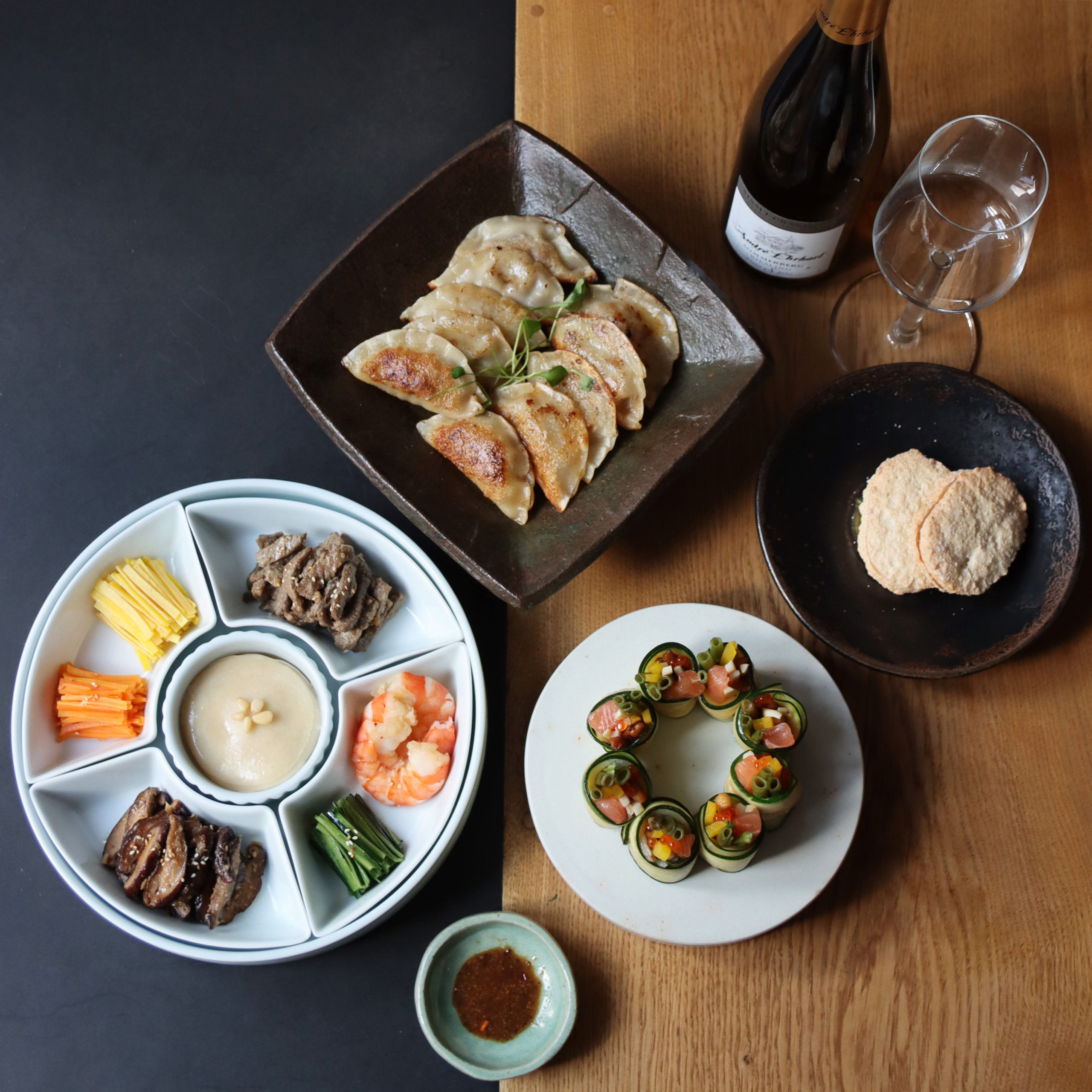 Handgetöpferte Teller, große koreanische Küche: im Choi eröffnen sich neue Geschmackswelten.