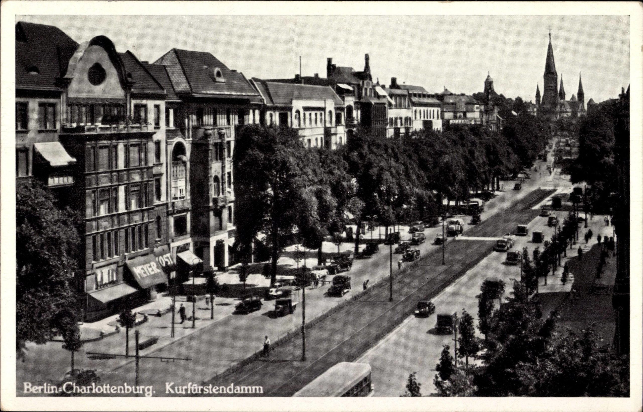 Geschäfte am Kurfürstendamm, um 1935. Foto: Imago/Arkivi