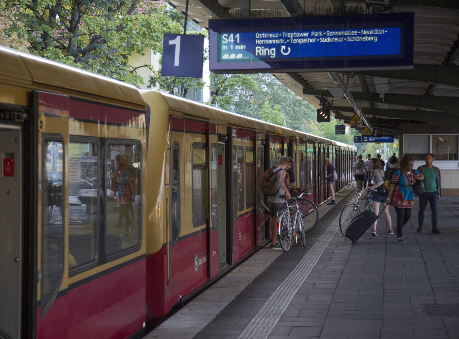 Ringbahn der Linie S41 am Bahnhof Frankfurter Allee. Foto: Imago/Olaf Wagner