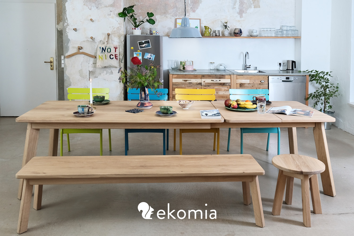 Mit dem ekomia-Konfigurator könnt ihr euren Esstisch aus Massivholz selbst zusammenstellen. Foto: ekomia