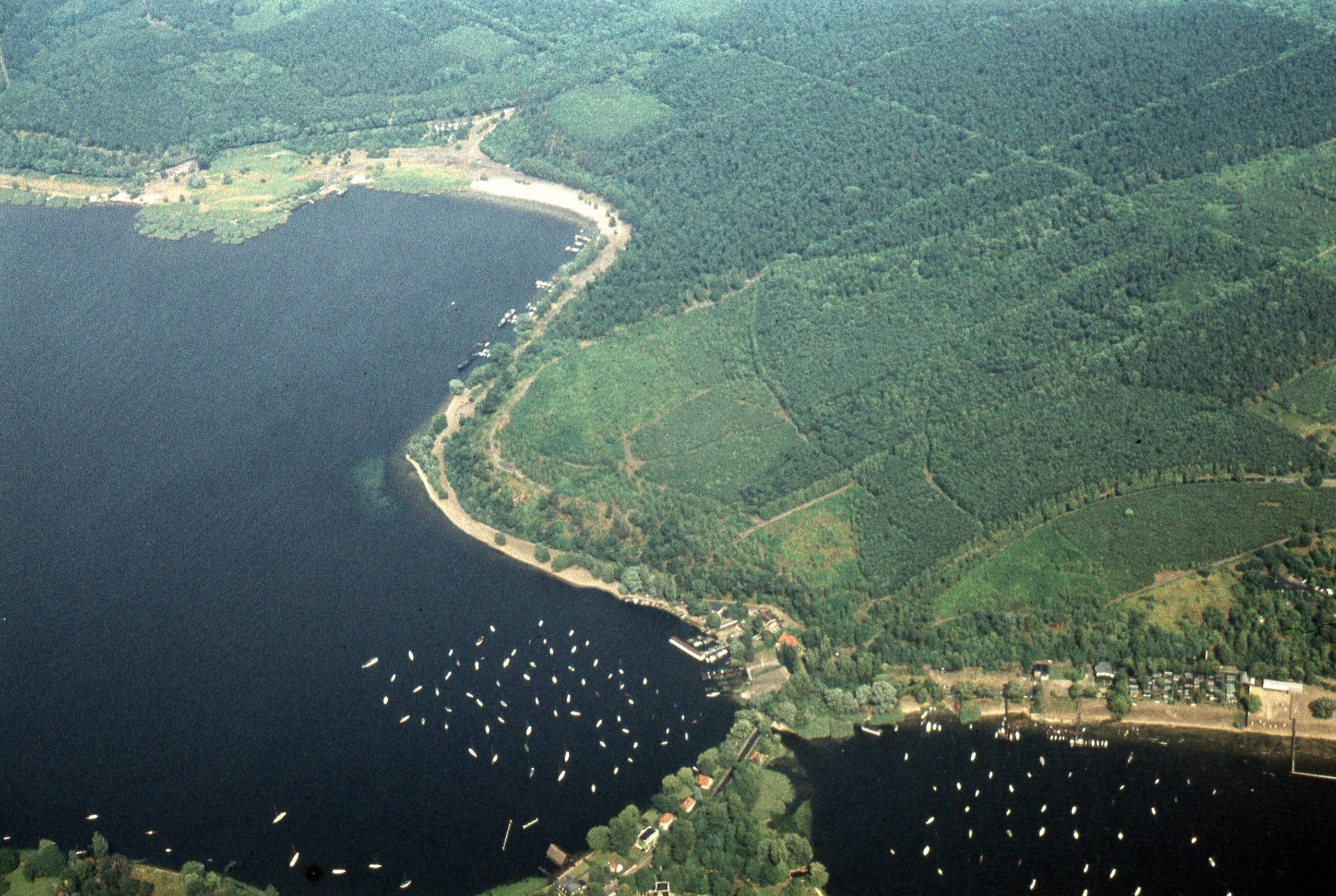 Havel und Wannsee von oben: Schwanenwerder um 1970. Foto: Imago/Gerhard Leber