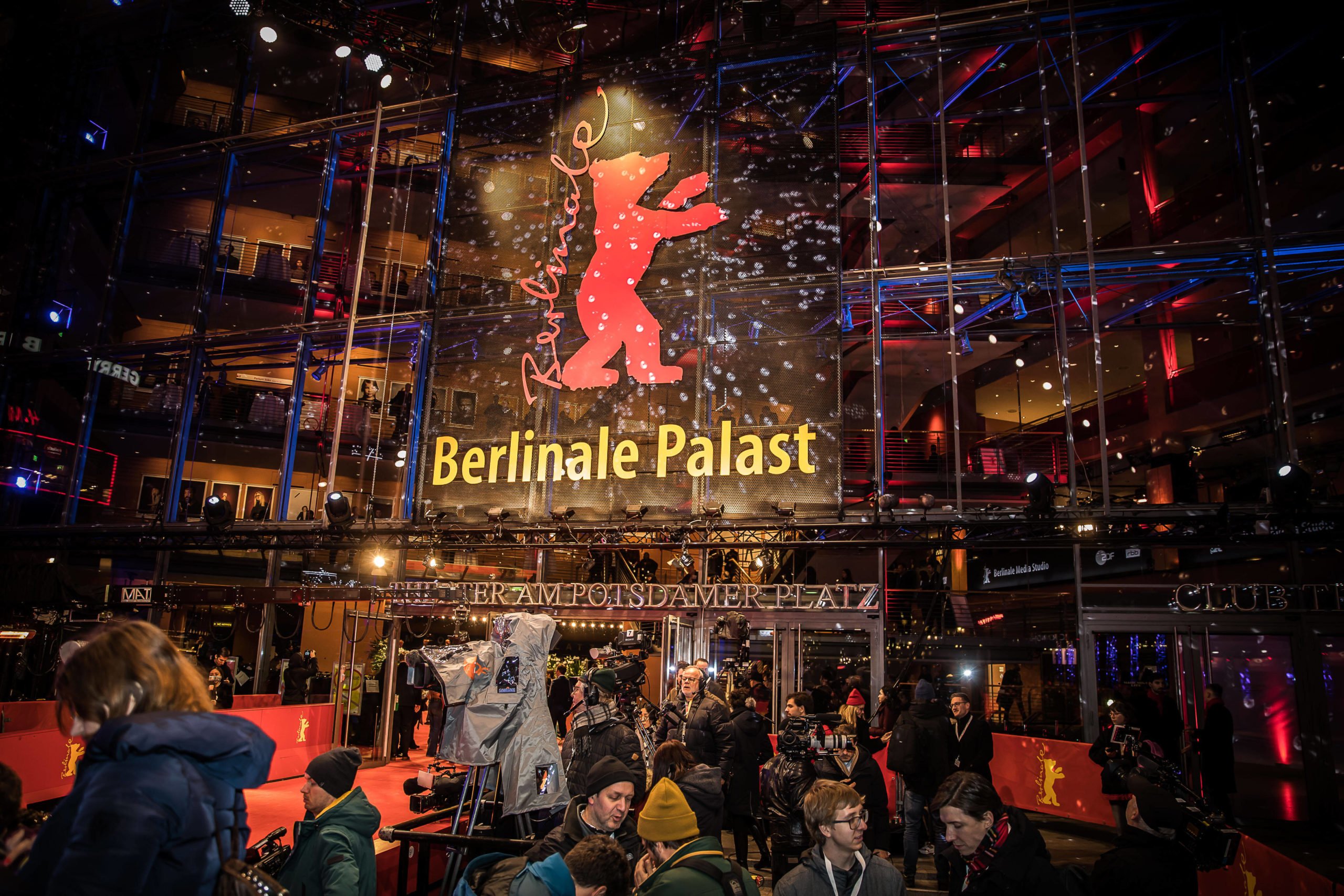 Berlin bekannt für: Trubel vor dem Berlinale Palast. Foto: Imago/Eibner-Pressefoto