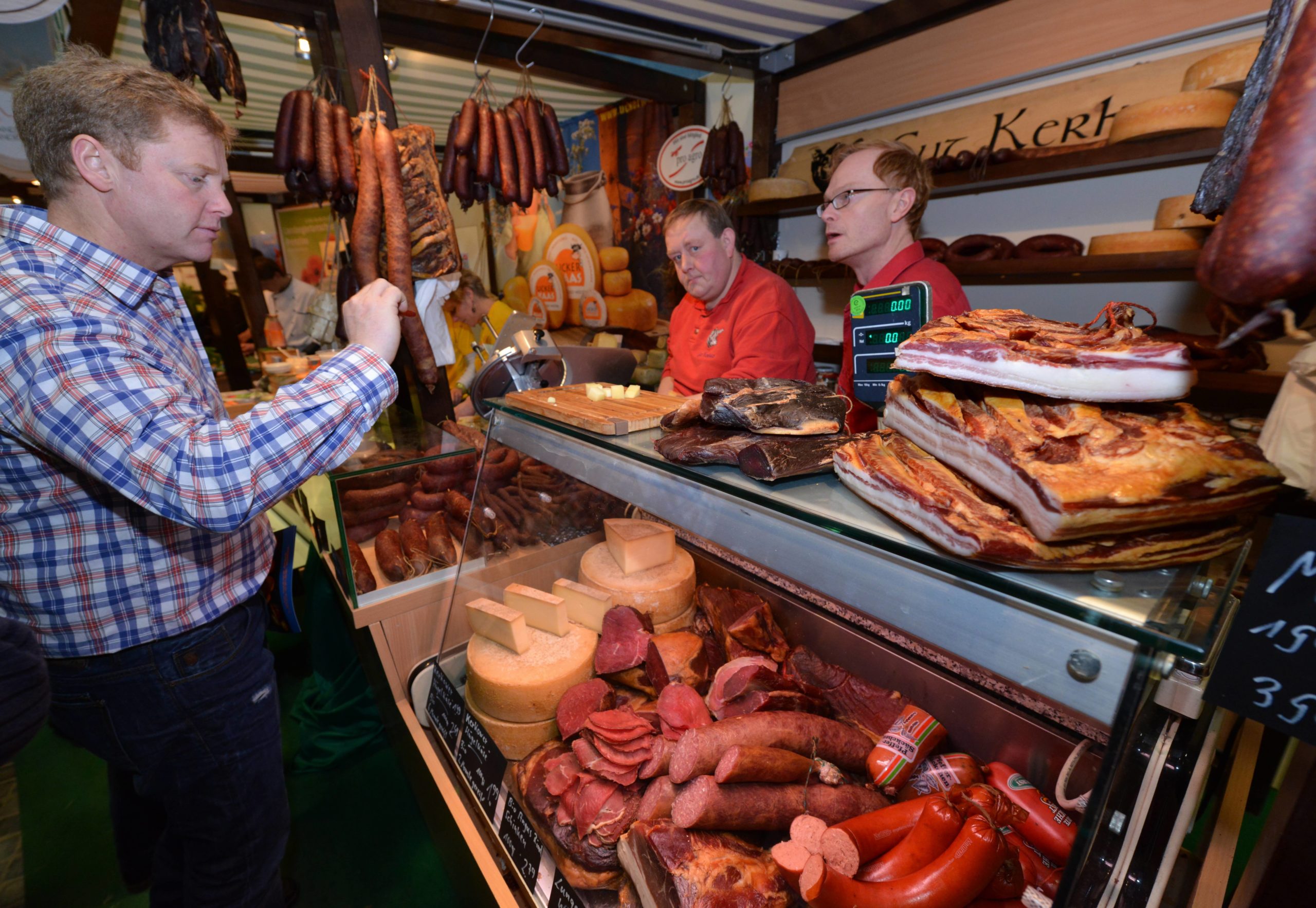 Das Fleisch vom Gut Kerkow wird im Hofladen oder in der eigenen Metzgerei in Mitte verkauft.
