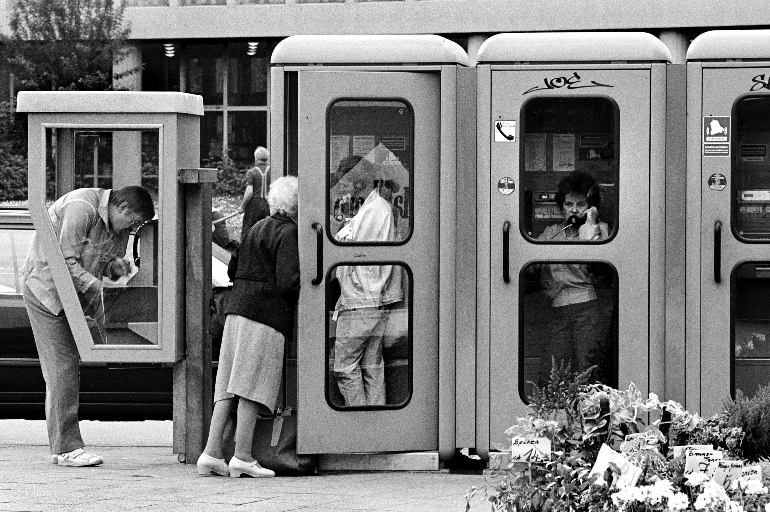 West-Berlin Fotos: Öffentliche Telefonzellen, 1988. Foto: Christian Schulz