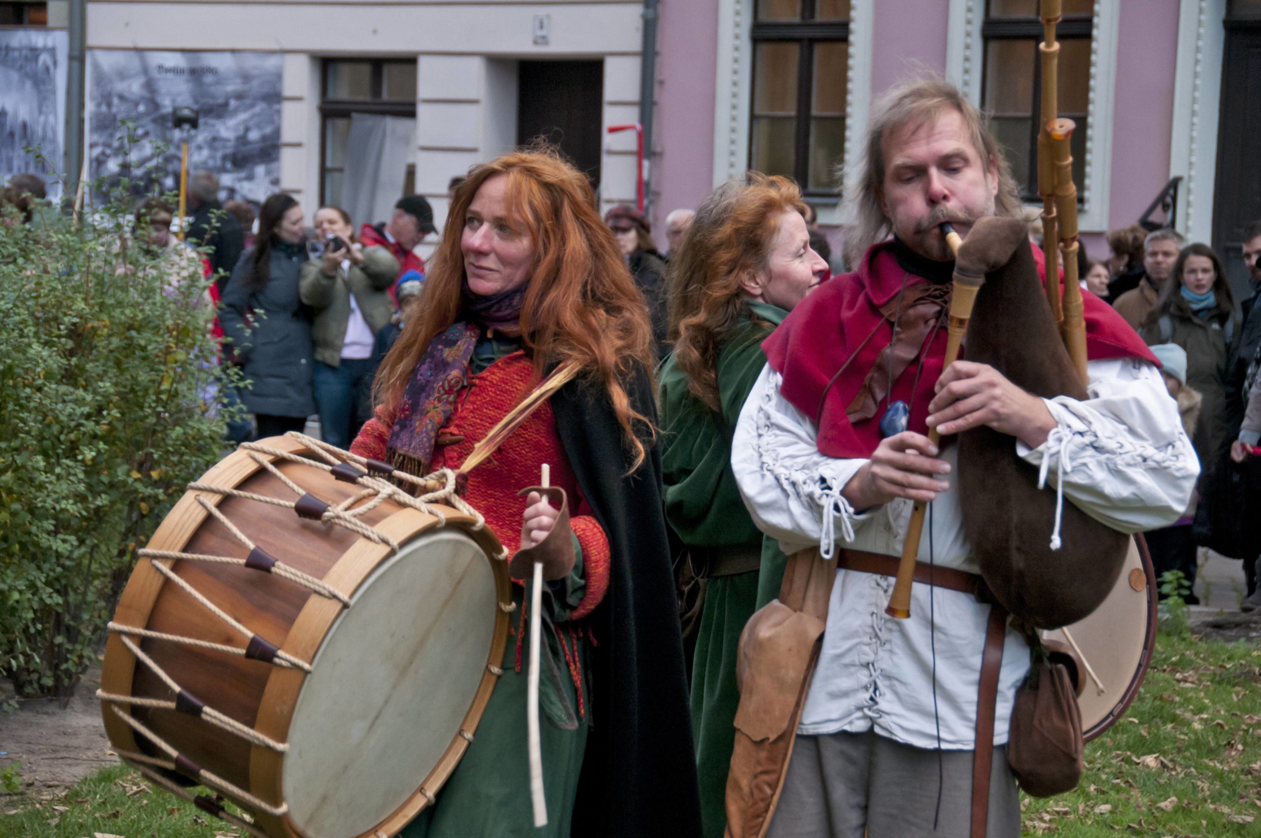 Mittelalterliche Musik im Nikolaiviertel in Mitte. Foto: Imago/Hohlfeld