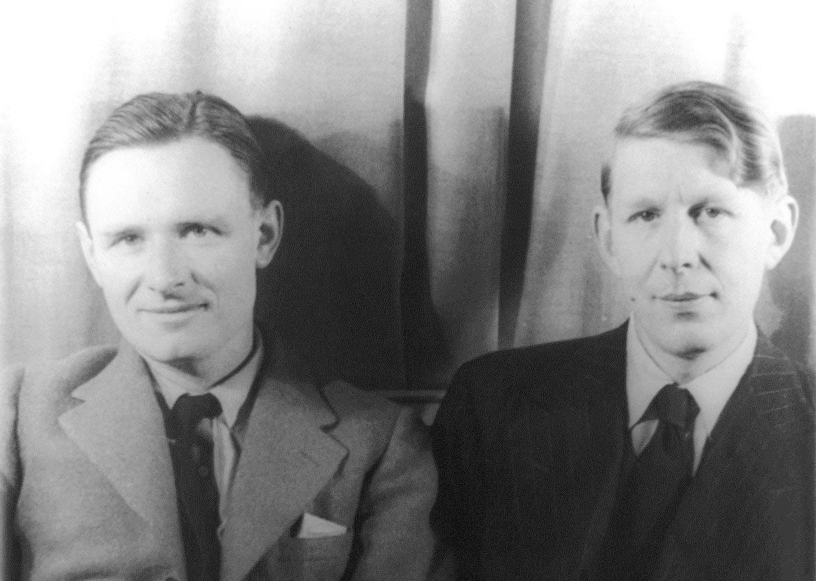 Dieses Bild hat ein leeres Alt-Attribut. Der Dateiname ist isherwood-and-auden-by-carl-van-vechten-1939.jpg