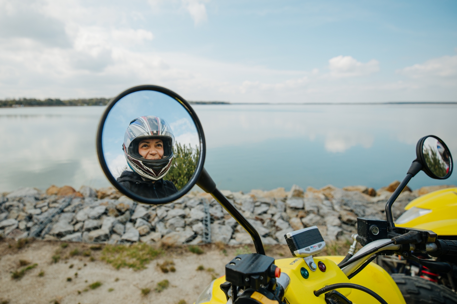 Mit dem Quad, dem Fahrrad oder dem Floß kann man die Lausitzer Seenlandschaft erkunden. Foto: TMB-Fotoarchiv/Julia Nimke