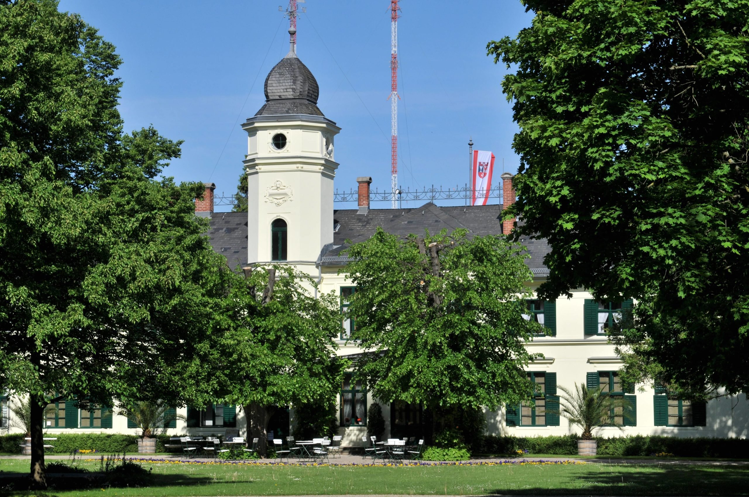 Museen in Neukölln: Das Schloss Britz blickt in der Dauerausstellung auf die Gründerzeit zurück. Foto: Imago/Schöning