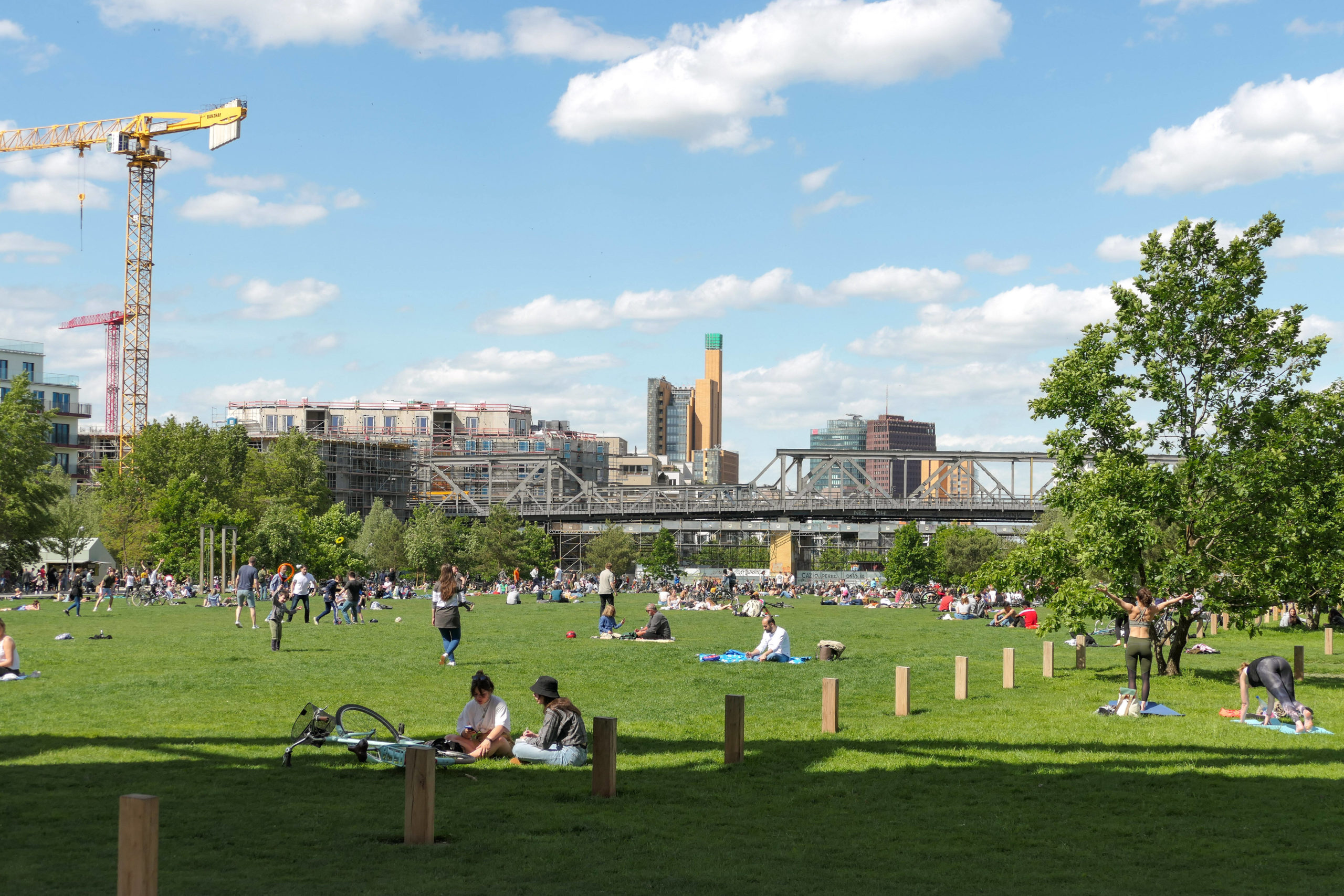 Eine der urbansten Grünanlagen in Berlin: der Park am Gleisdreieck. Foto: Imago/Stefan Zeitz