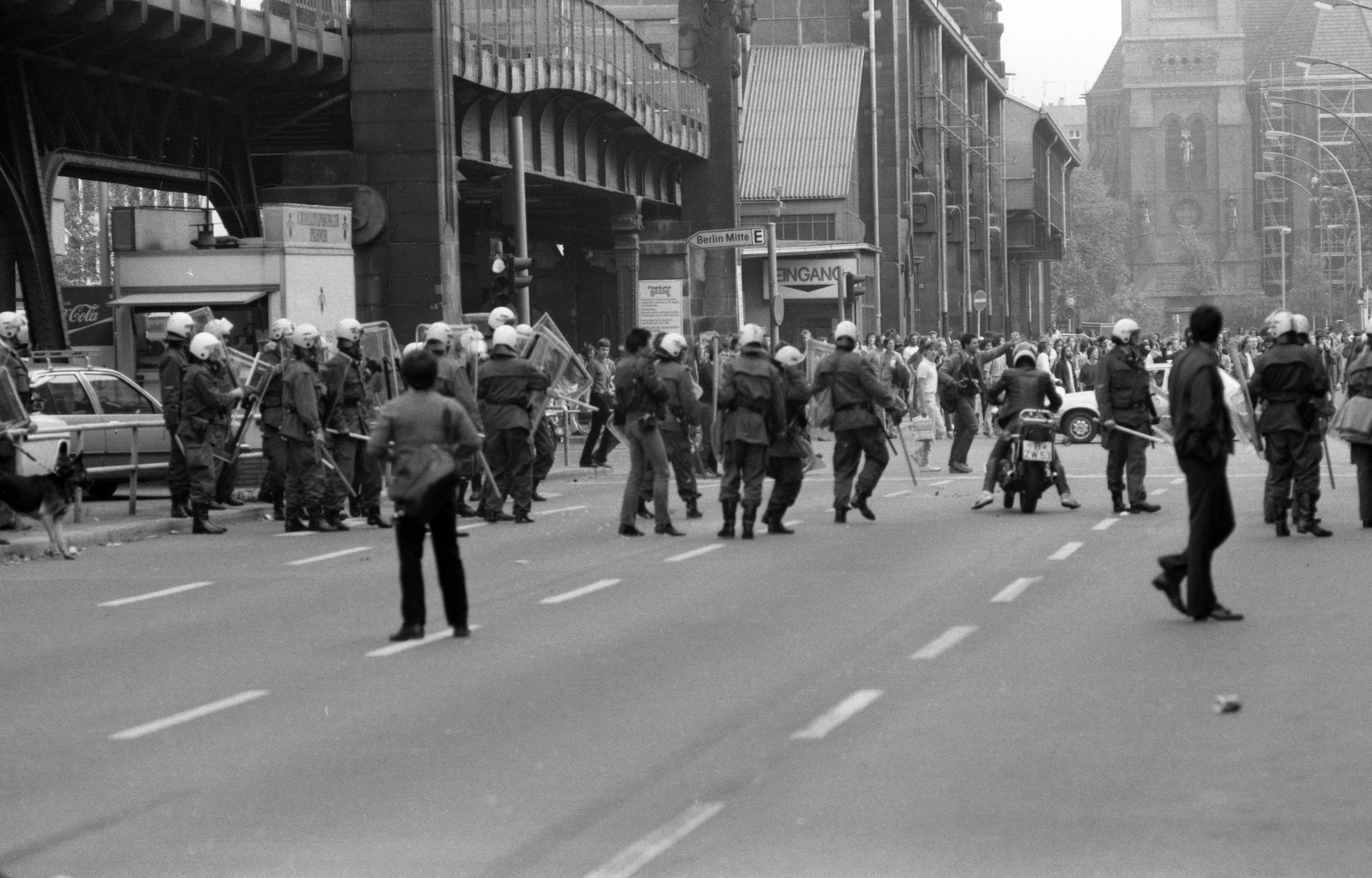 Bülowstraße Ecke Potsdamer Straße, 22.9.1981. Foto: Imago/Matthias Reichelt