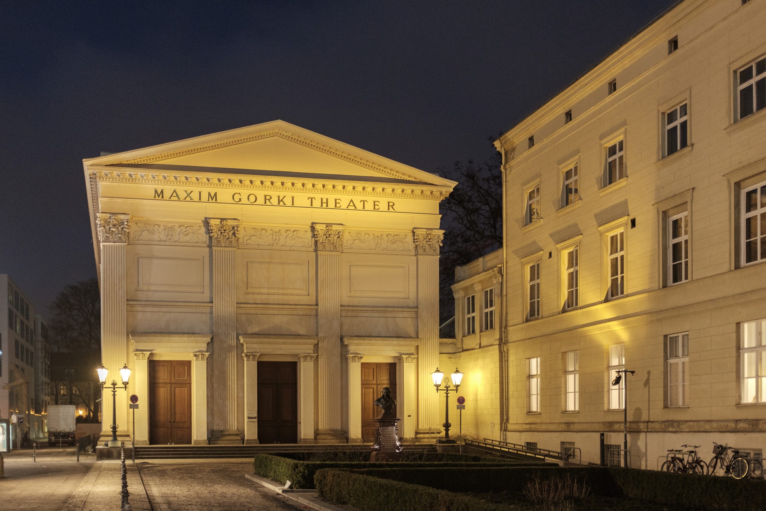 Das wichtigste Berliner Theater für die migrantische Community ist das Maxim Gorki. Foto: Imago/agefotostock