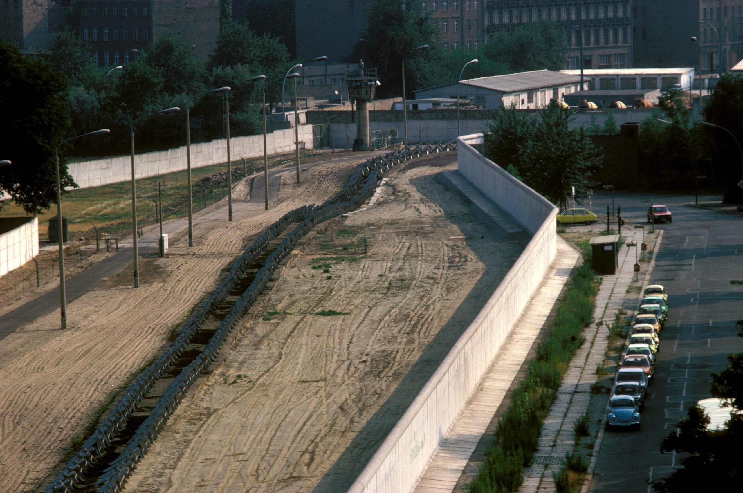 Berliner Mauer an der Bernauer Straße, Juli 1981. Foto: Imago/Günter Schneider