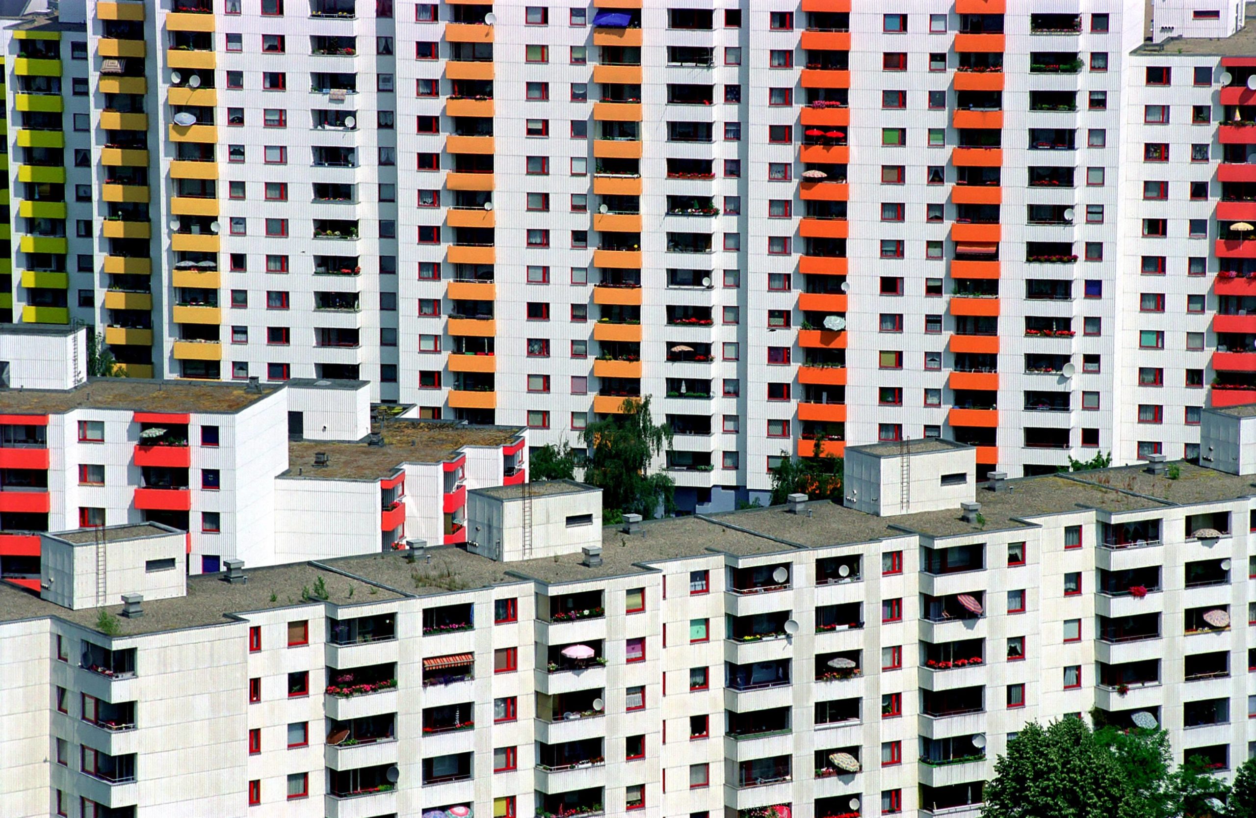 Plattenbau in Berlin: Plattenbauten in der Berliner Gropiusstadt. Foto: Imago/Lem