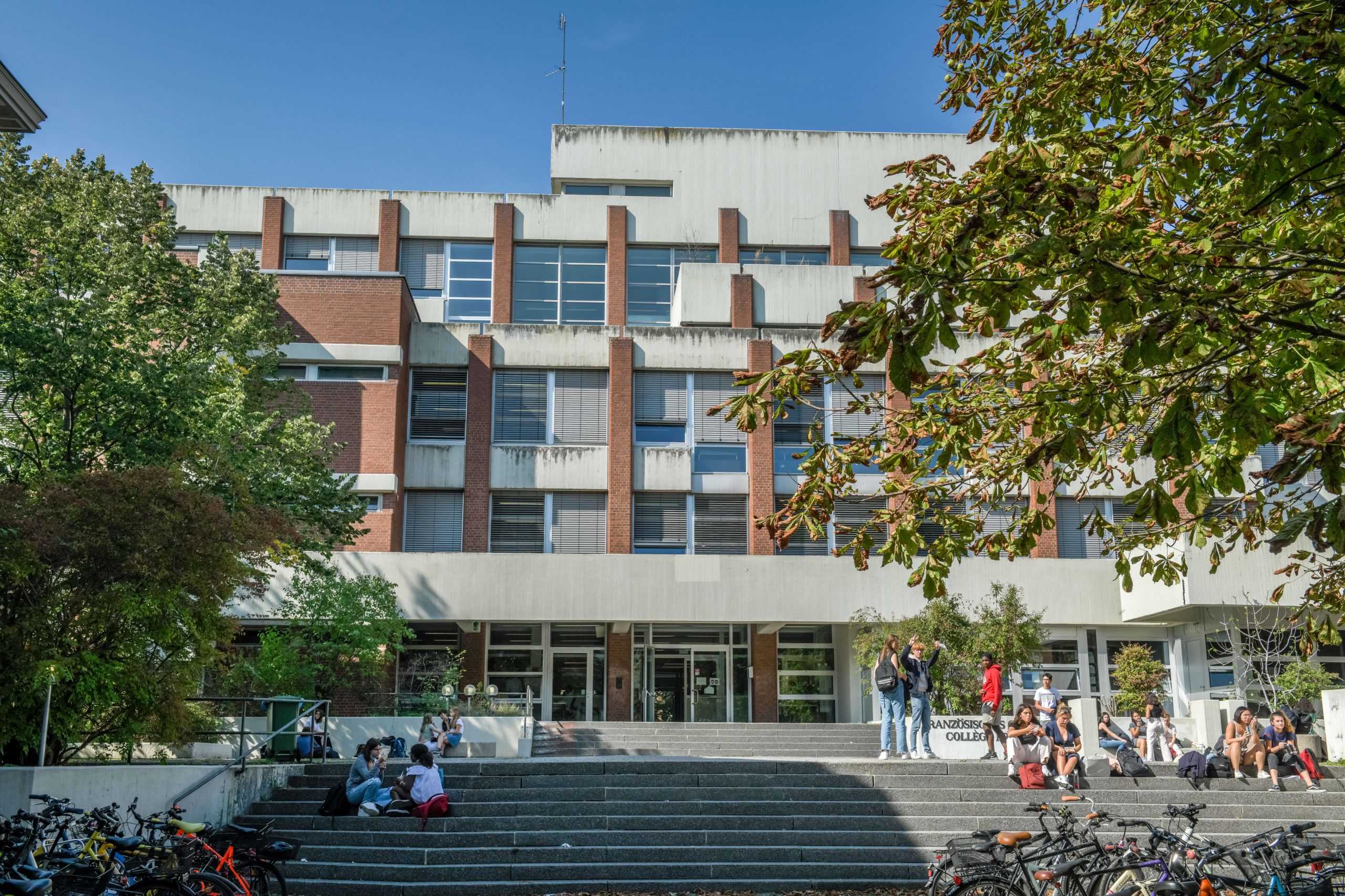 Die älteste öffentliche Schule Berlins: Das Französische Gymnasium.Foto: Imago/Joko