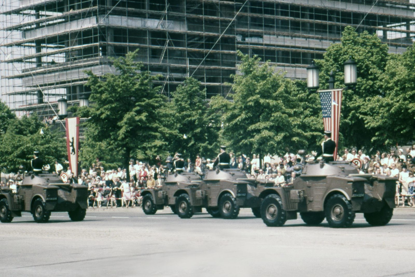 Militärparade der US-Alliierten in West-Berlin, 1972. Foto: Imago/Gerhard Leber