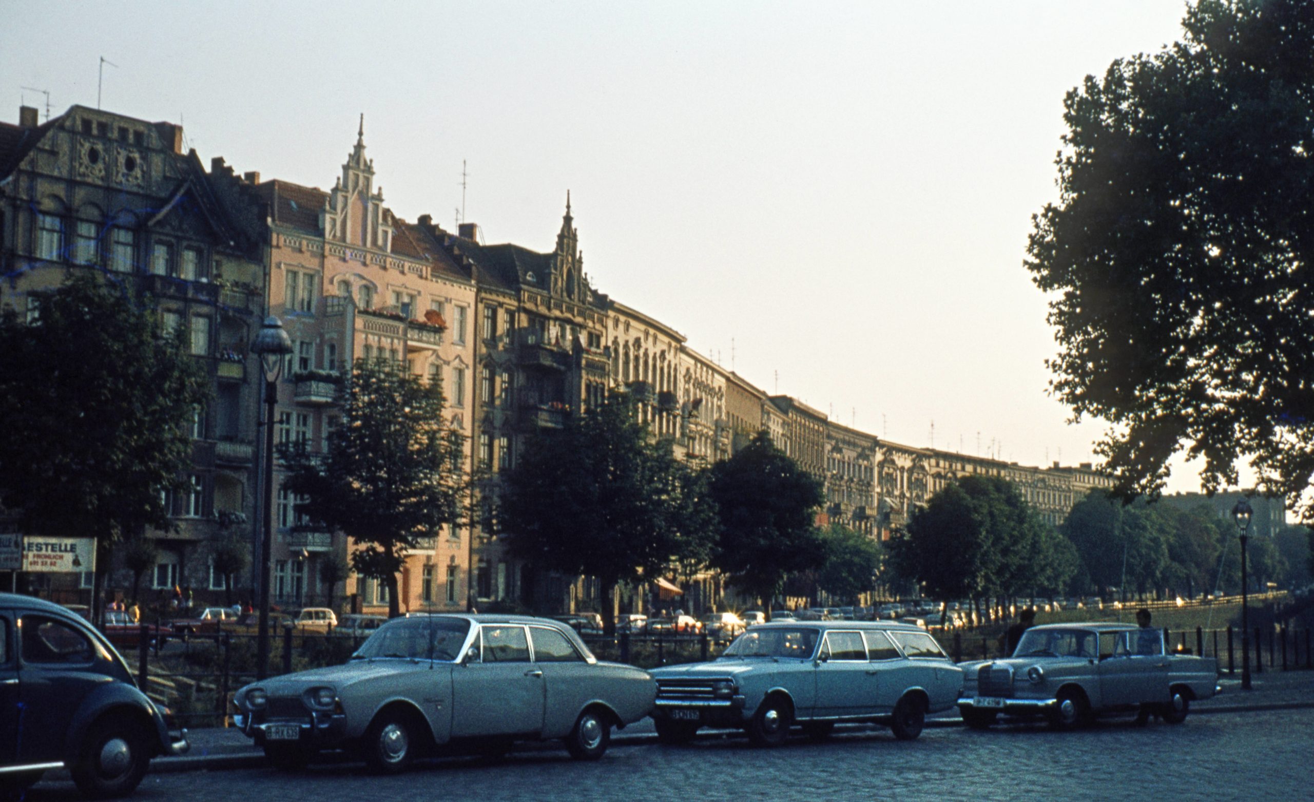 Kreuzberg in den 1970er-Jahren: Das Planufer in Kreuzberg, 1973. Foto: Imago/Gerhard Leber