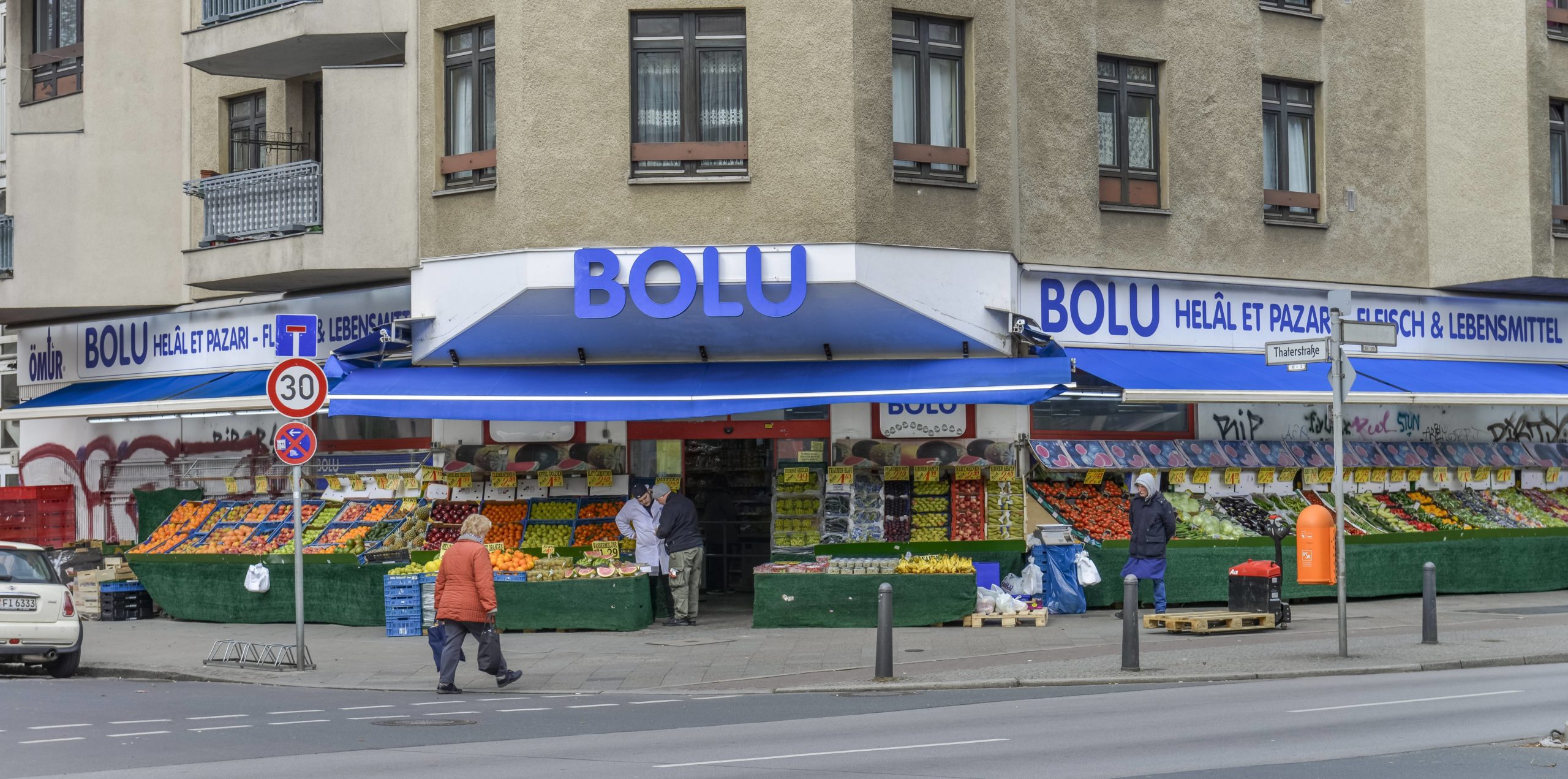 Einflussreiche Familien in Berlin: Zehn Bolu-Supermärkte haben die Kazancioglu-Brüder in Berlin eröffnet. 