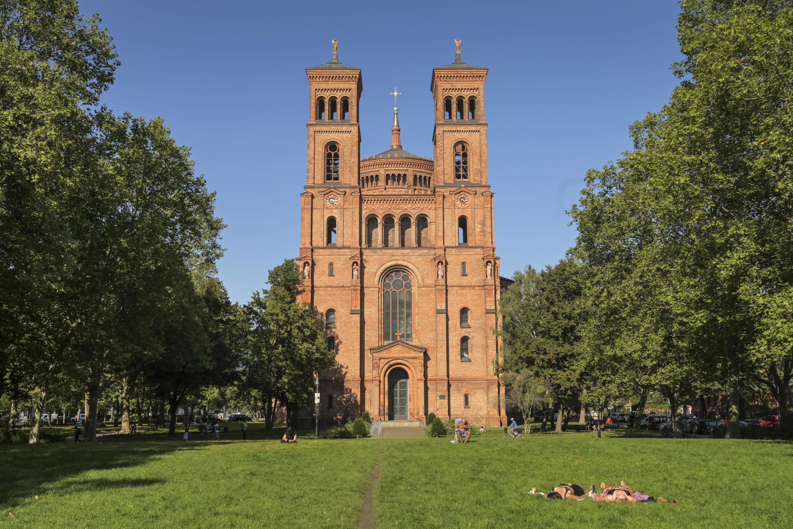 Die St.-Thomas-Kirche am Mariannenplatz. Foto: Imago/ Schöning