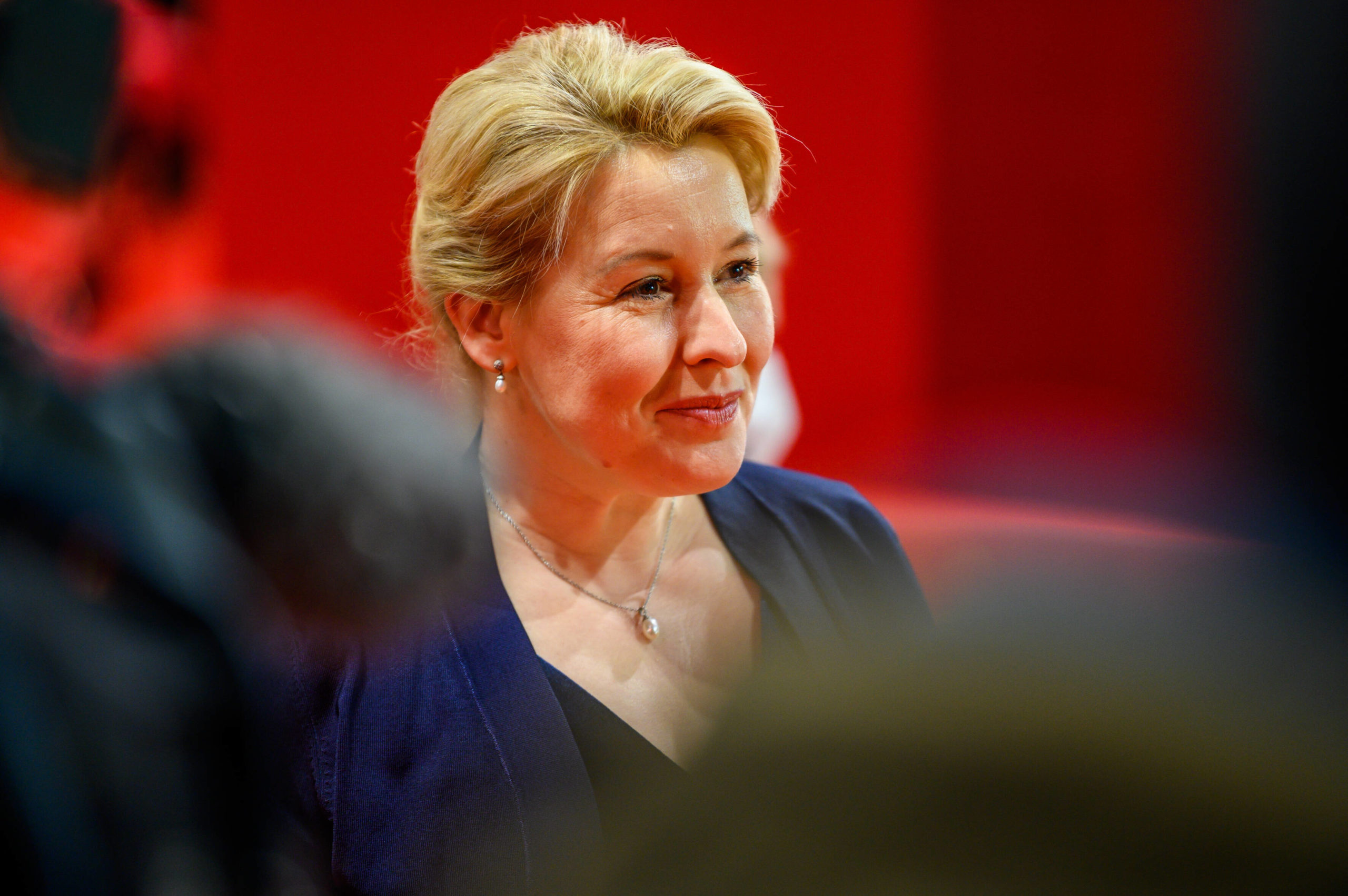 Lockerungen in Berlin: Der Senat der Regierenden Bürgermeisterin Franziska Giffey hält sich bedeckt. 