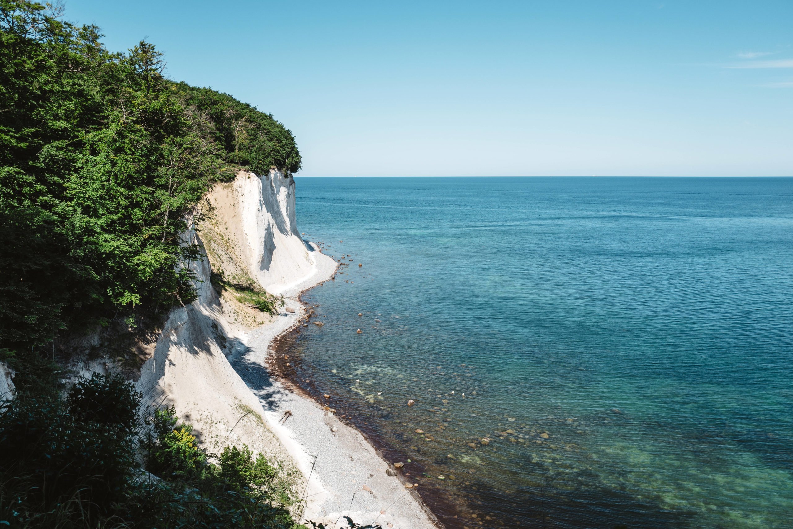 Tipps für Rügen Die imposante Kreideküste Rügens ist das natürliche Wahrzeichen der Insel.