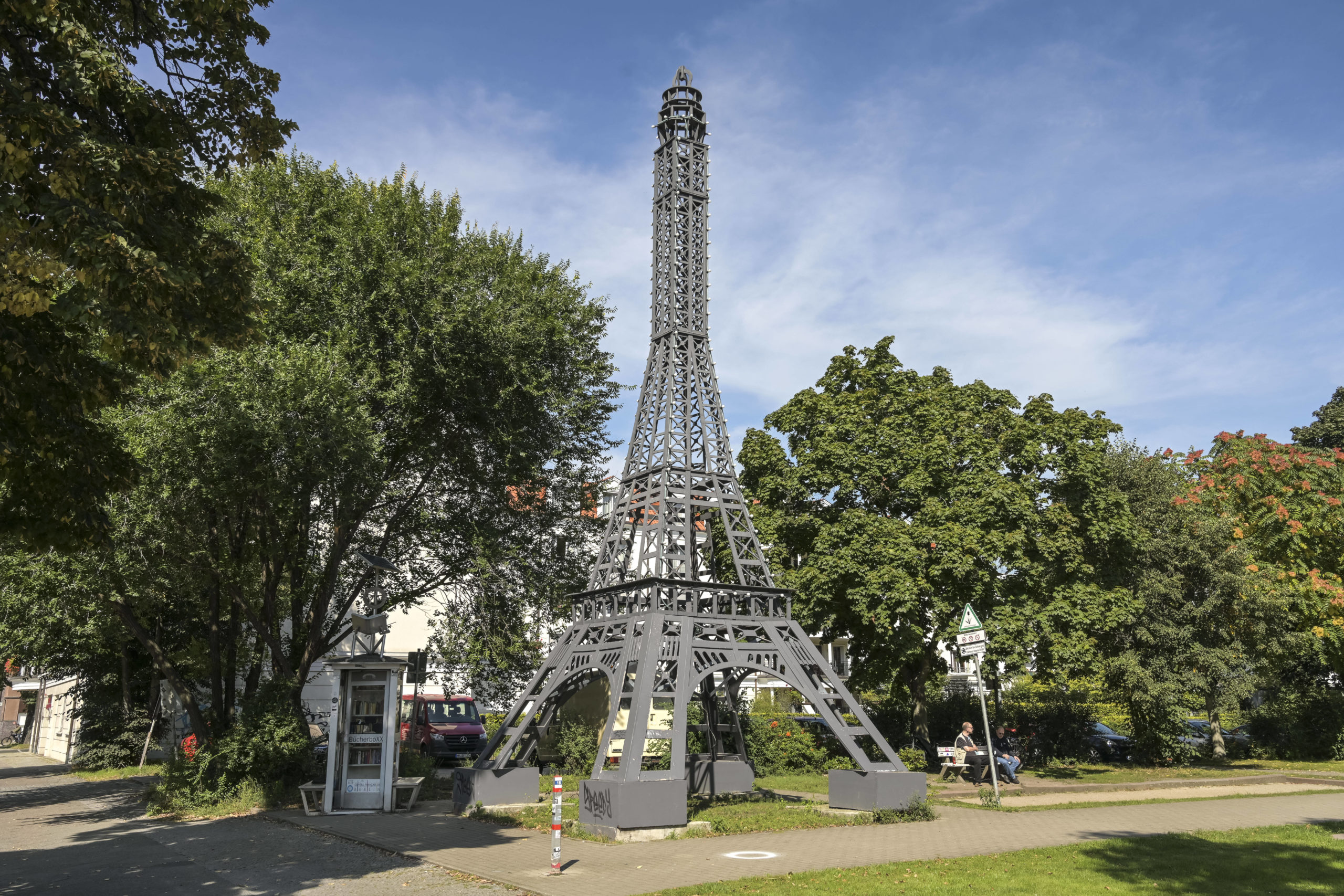 Paris Mini-Eiffelturm: In Wedding kann man für Selfies vor dem Eiffelturm posieren.