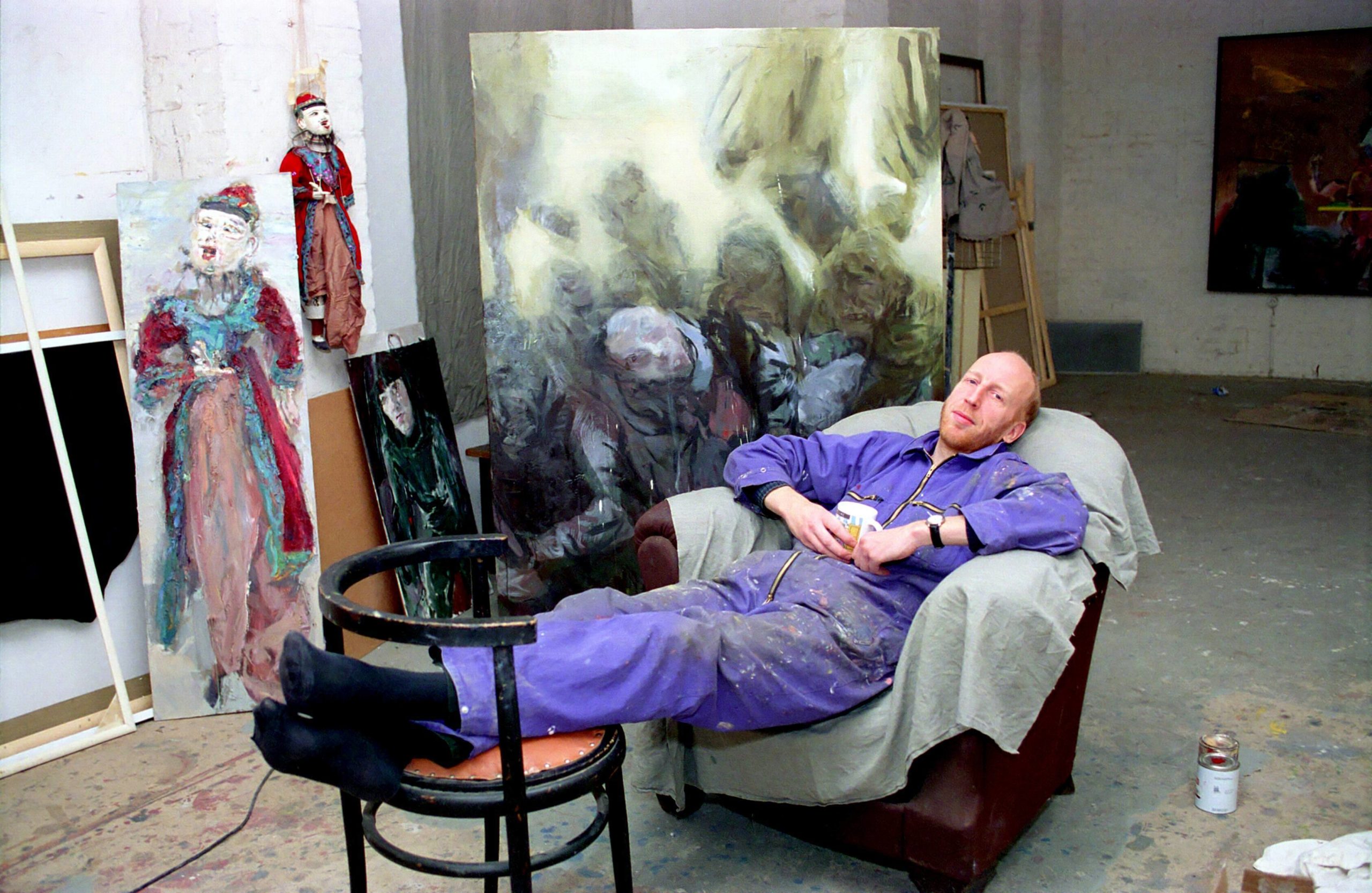 Johannes Heisig in seinem Atelier, 1995. Foto: Imago/Gueffroy