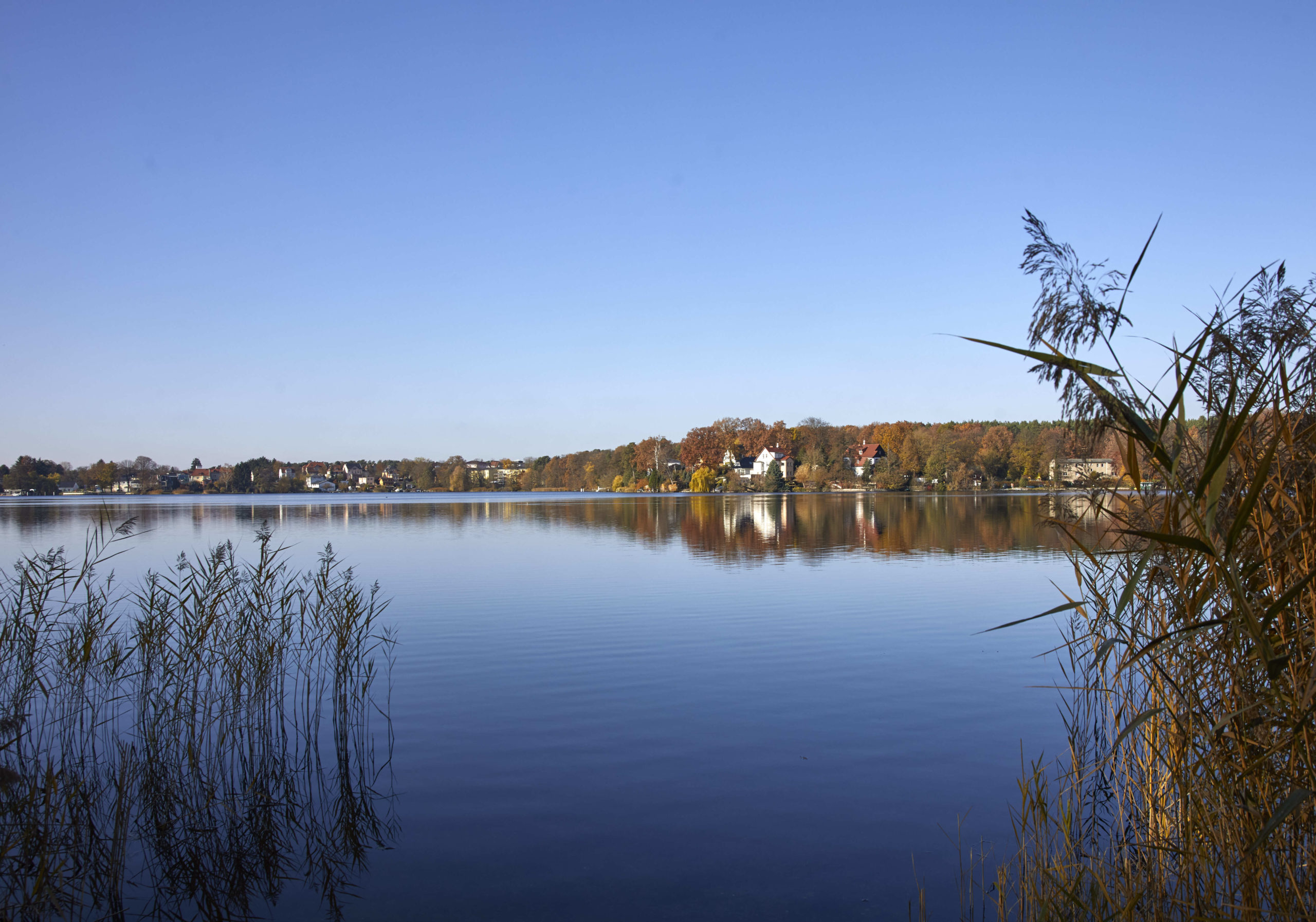 Seen in Brandenburg Eine gute Stunde im Auto braucht man von Berlin-Mitte bis an den Peetzsee.