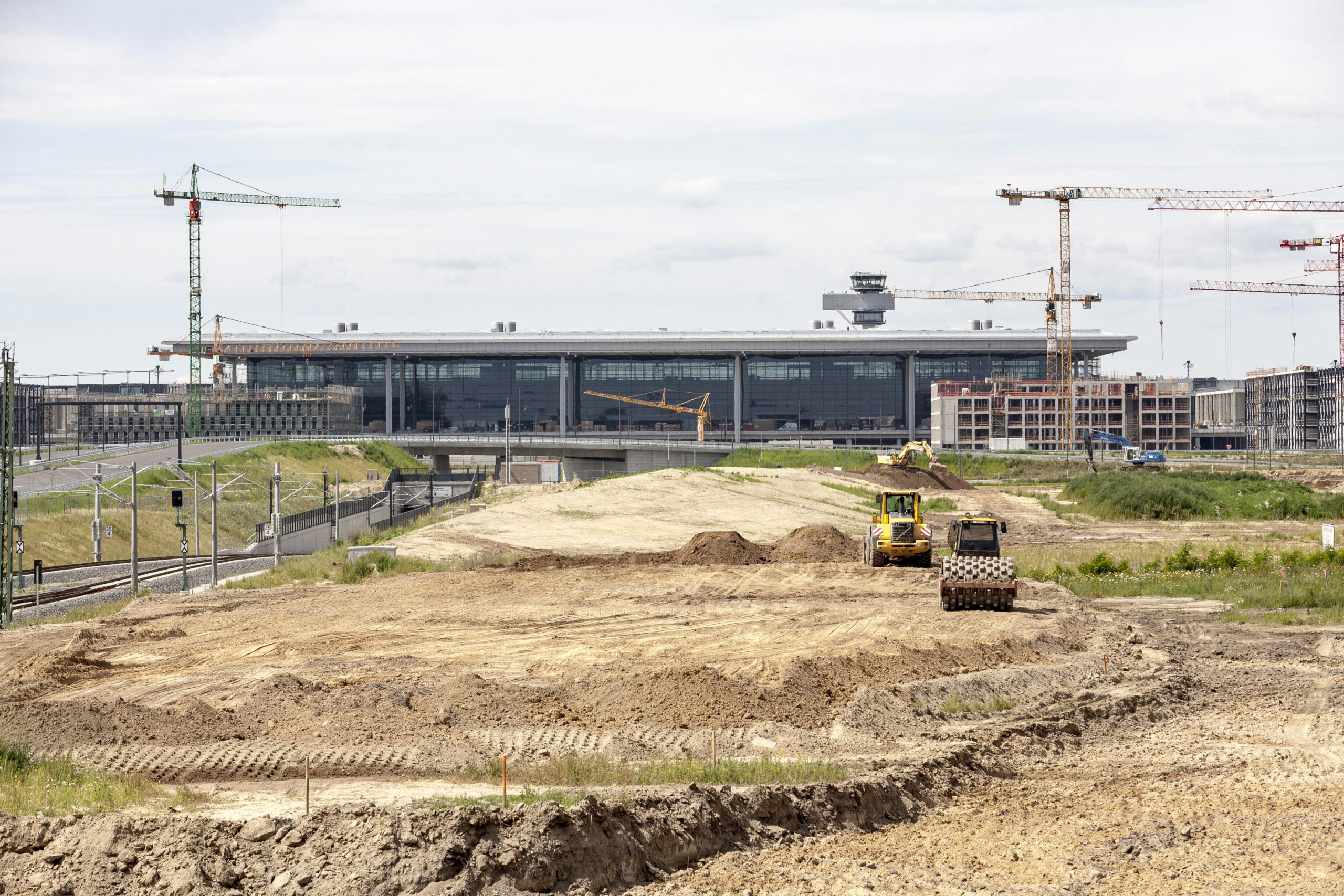 Geschichte der Berliner Flughäfen: Baustelle des Flughafens Berlin Brandenburg, 2011. Foto: Imago/Mike Schmidt