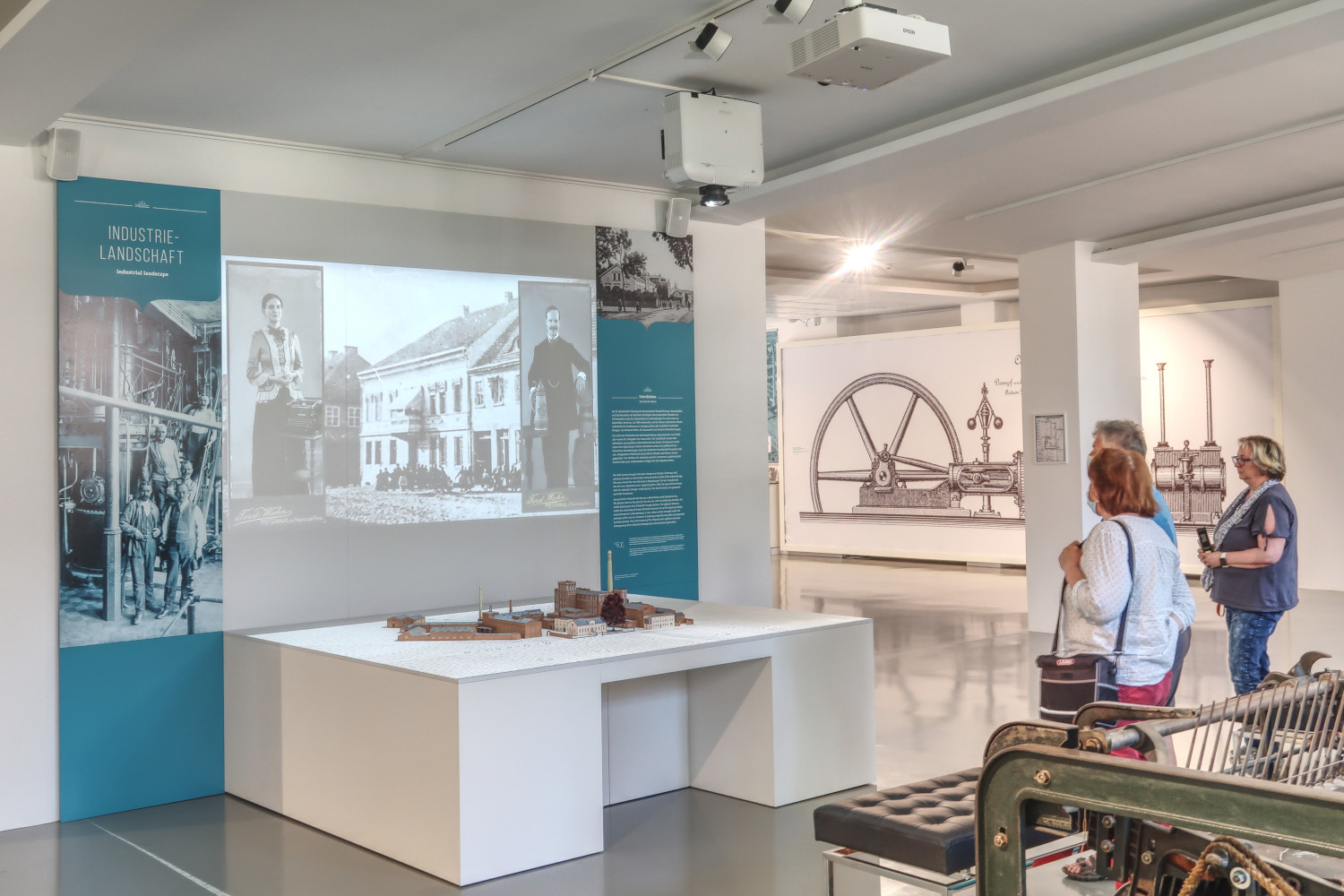 In der Museumsfabrik Pritzwalk könnt ihr euch das multimediale Ausstellungsmodul "Industrialisierung visualisiert" anschauen. Foto: Museum Pritzwalk