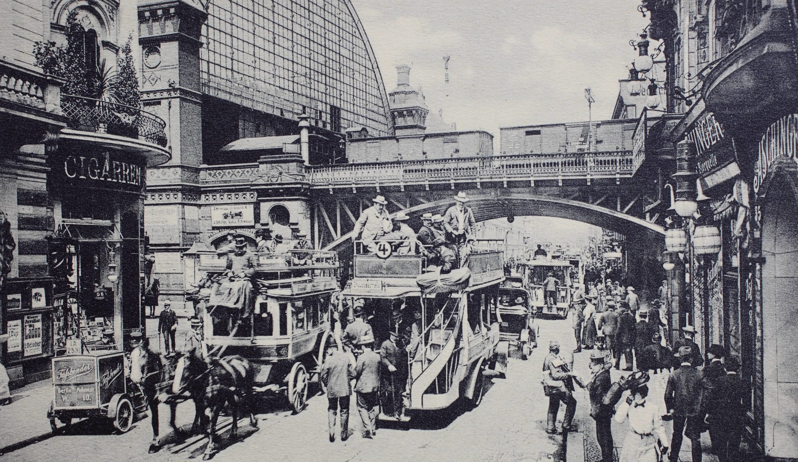 Der Bahnhof Friedrichstraße in Berlin, ca. 1899. 