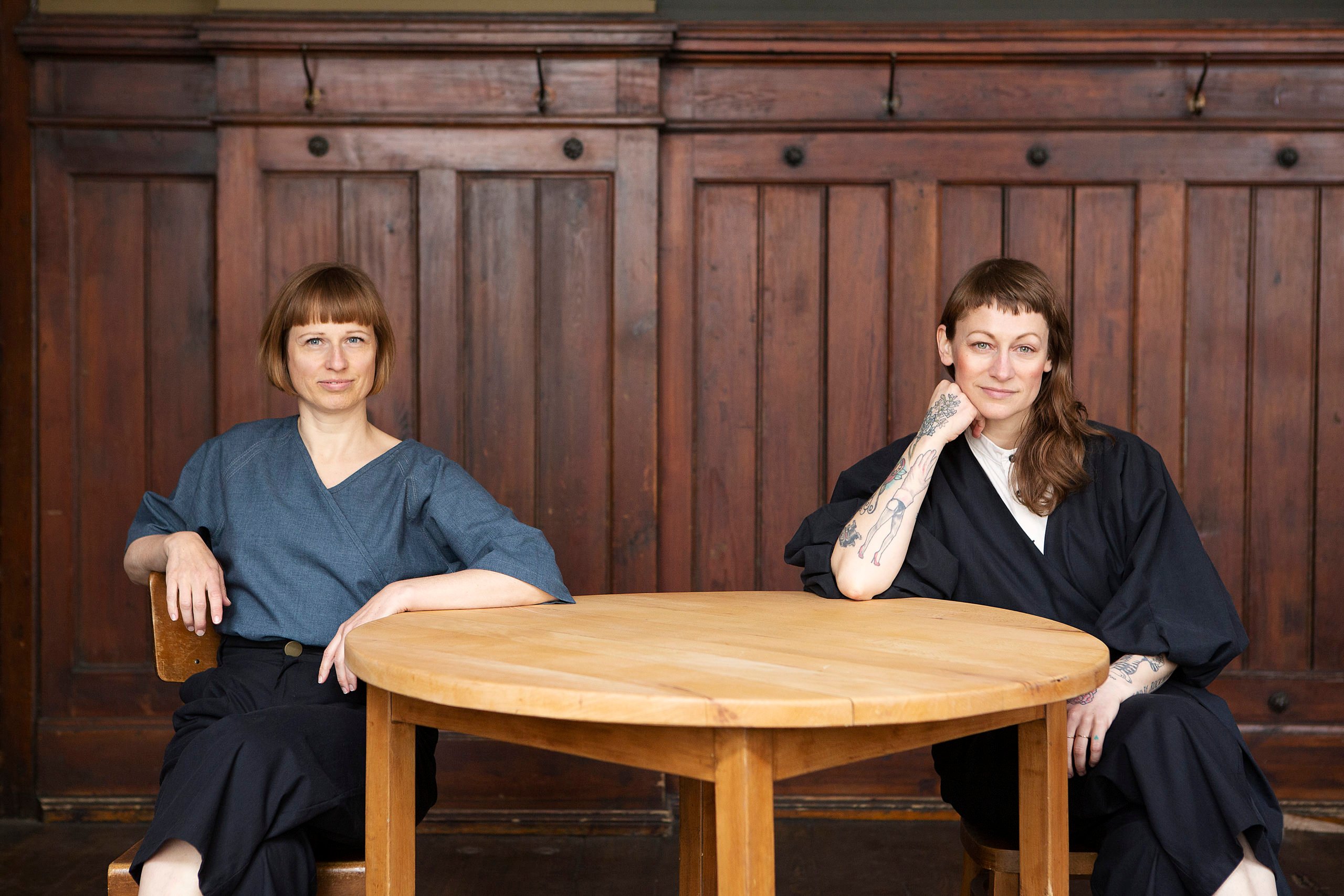 Nina Kristin Petersen und Sophia Hoffmann haben am Schlesischen Tor das Happa eröffnet.