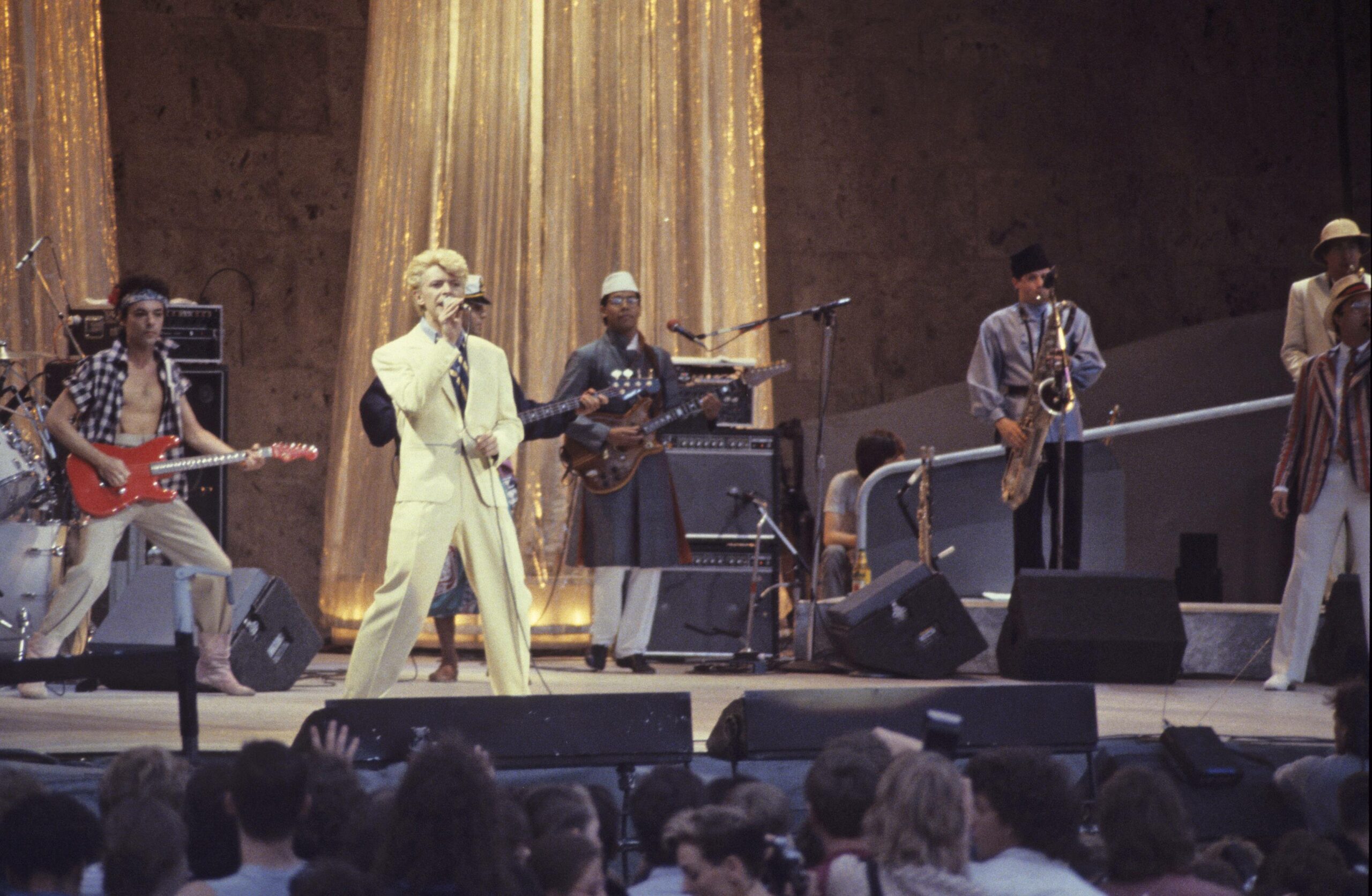 David Bowie bei einem Konzert in der Waldbühne, Berlin 1983. Foto: Imago/T. Skupin/Future Image