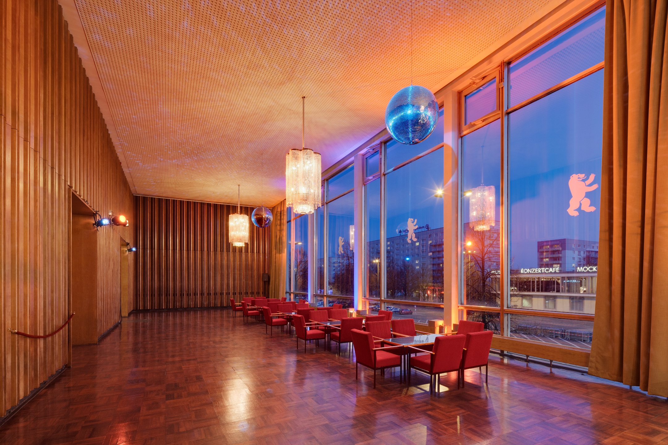 Panorama Bar in der Abenddämmerung. Foto: Yorck Kinogruppe/ Daniel Horn